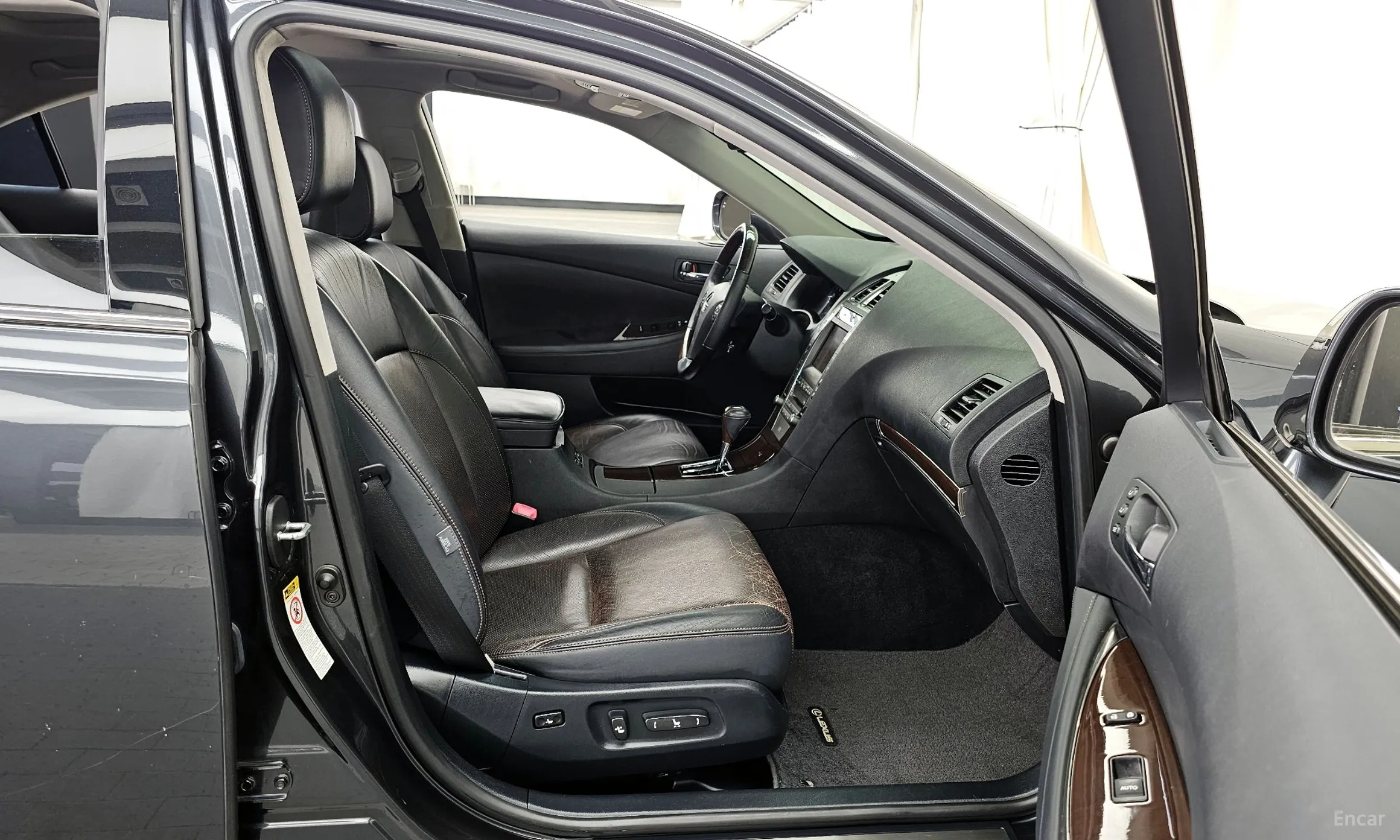 Lexus ES350 превью 11