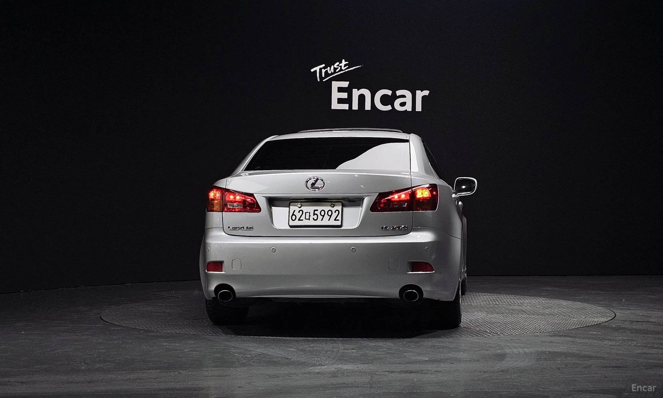 Lexus IS250 превью 4