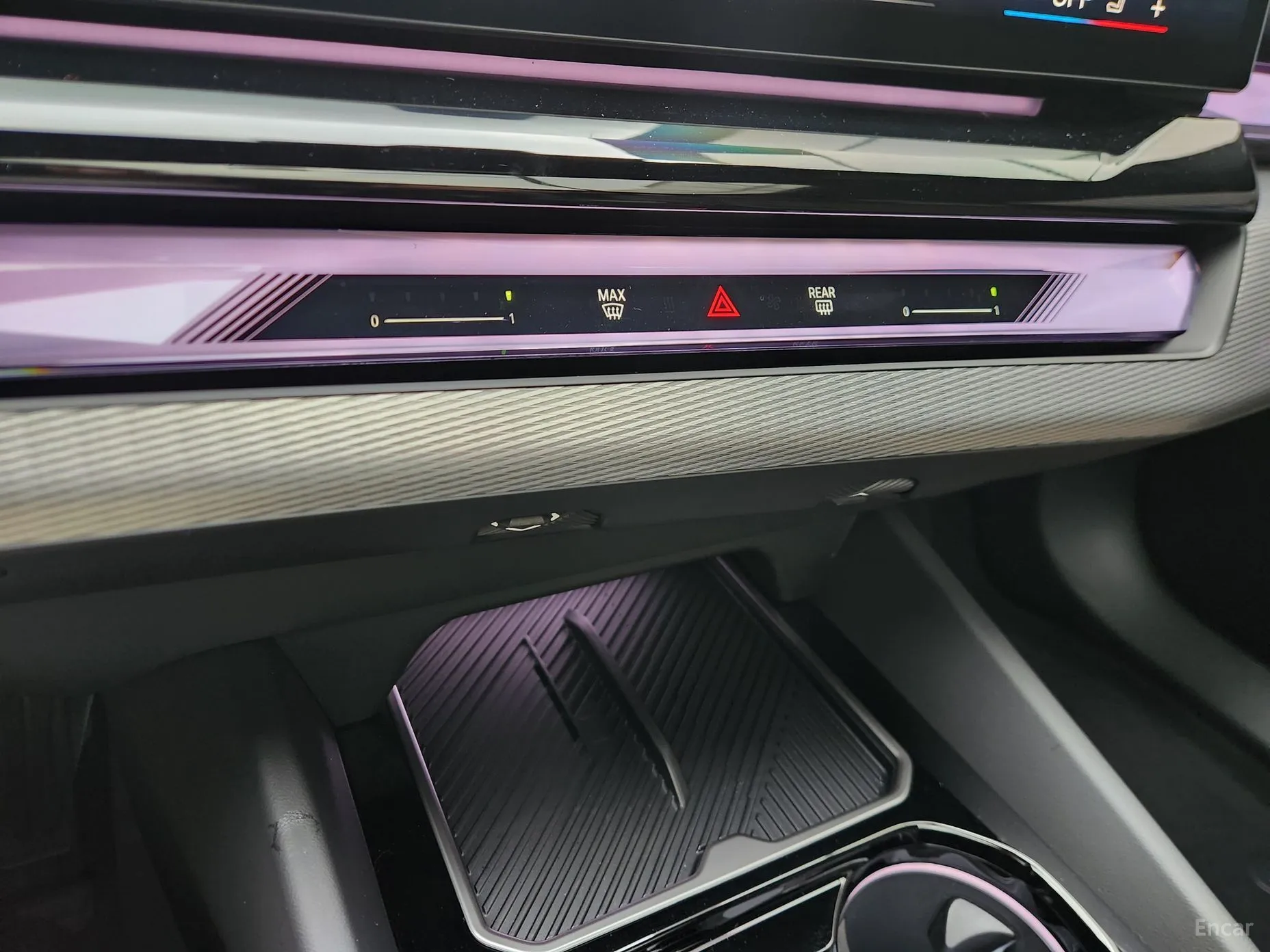 BMW 5 Series (G60) превью 12