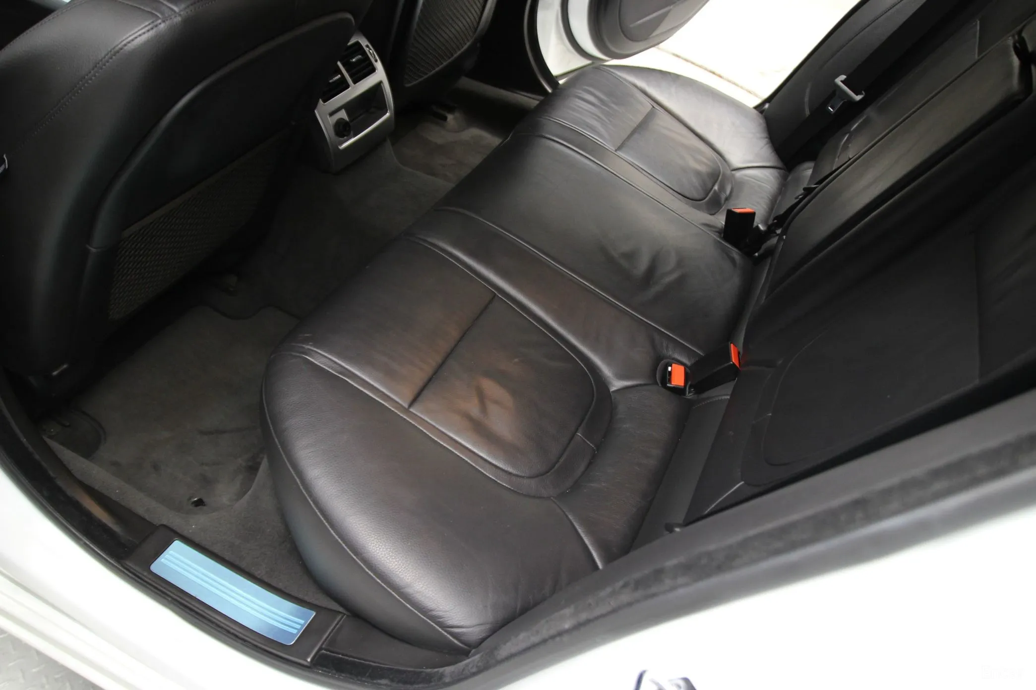 Jaguar New XF превью 11