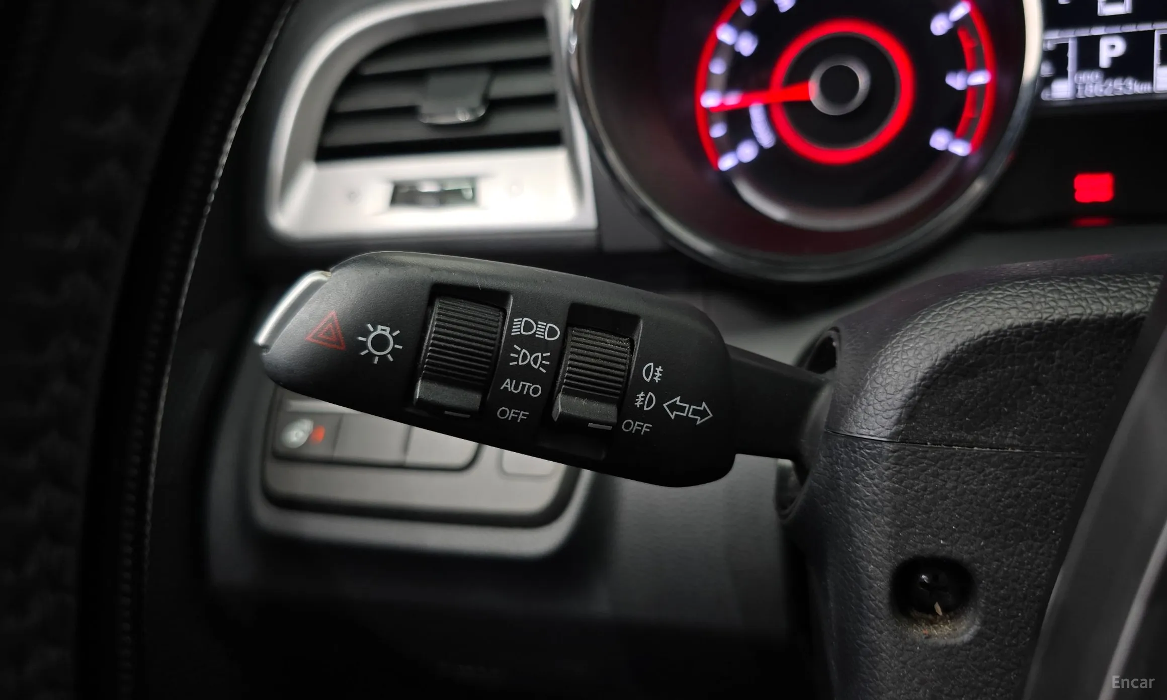 KG Mobility (SsangYong) Tivoli, Lazio превью 17