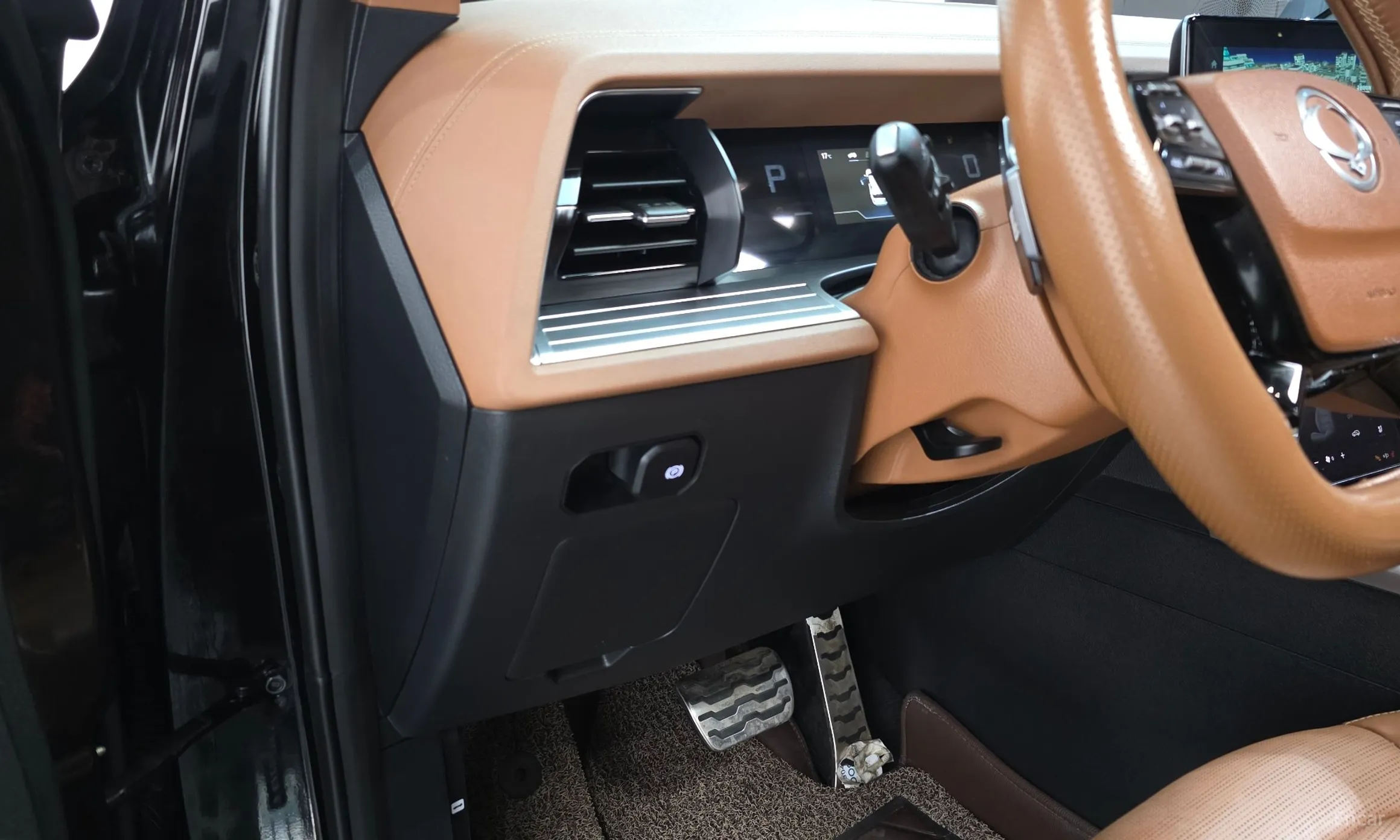KG Mobility (SsangYong) Torres превью 13