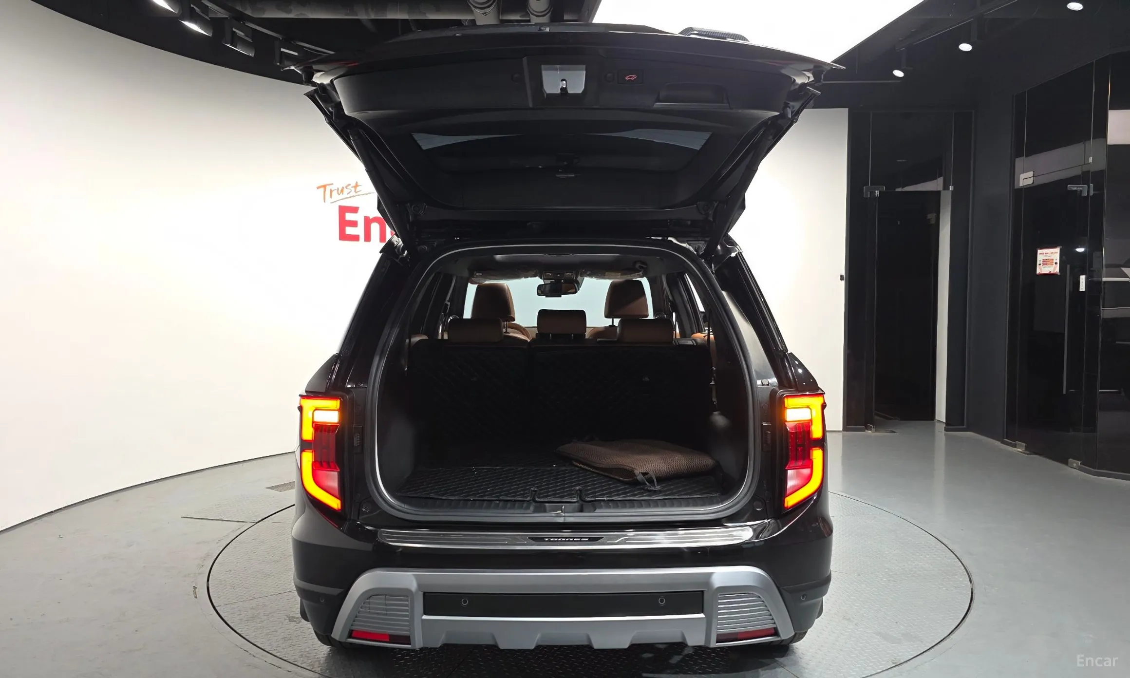 KG Mobility (SsangYong) Torres превью 20