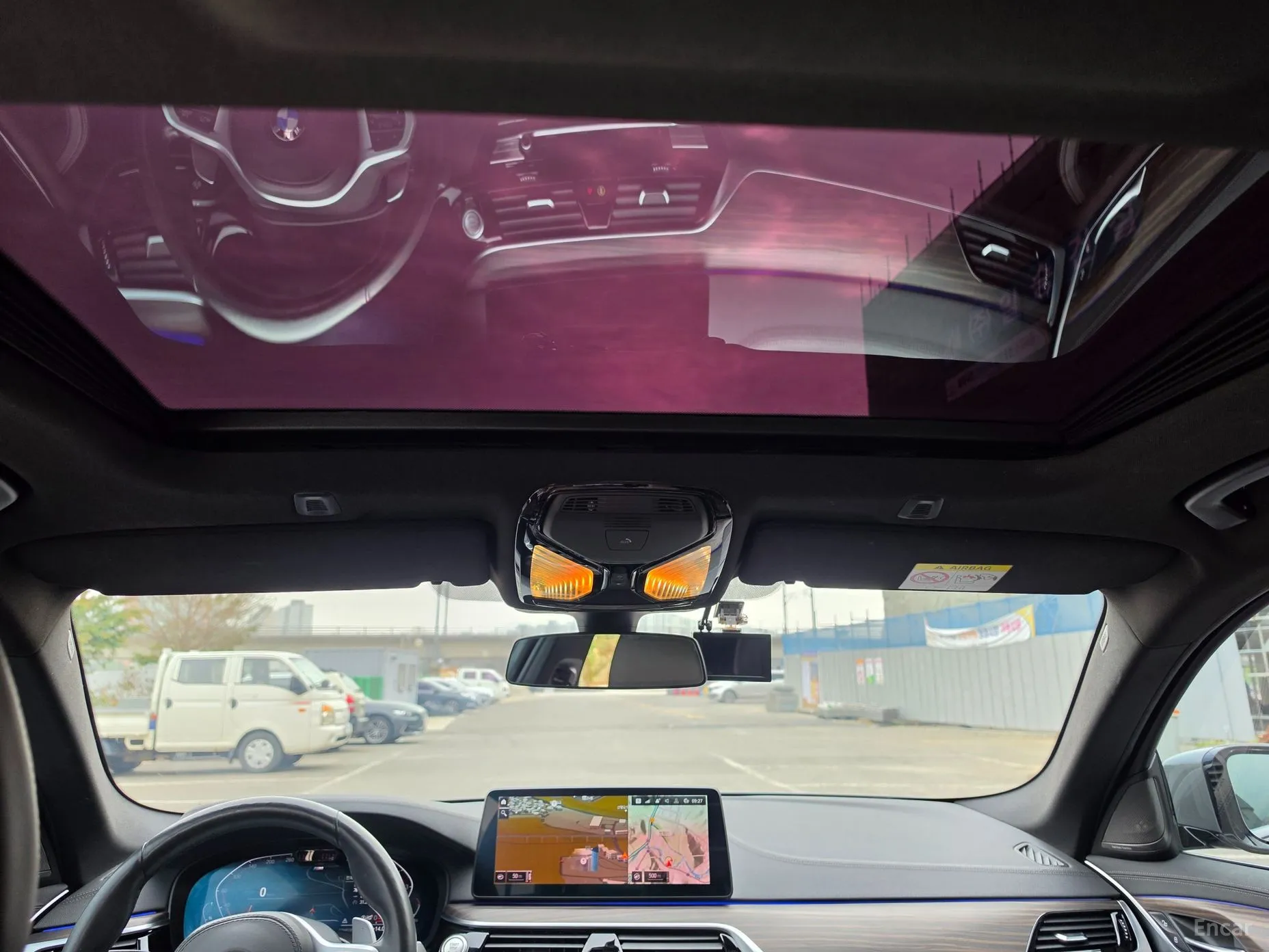 BMW 5 Series (G30) превью 18