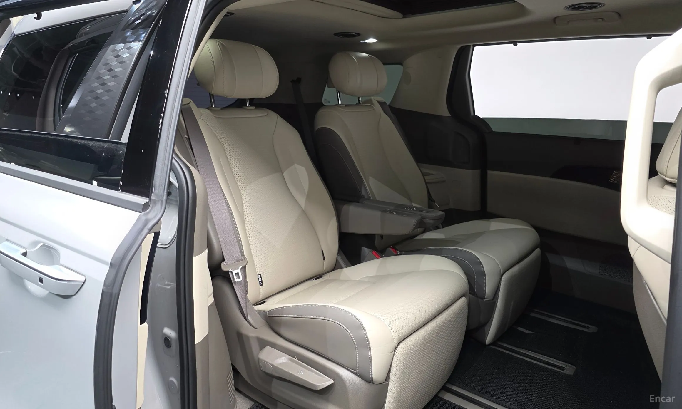 Kia Carnival 4th Generation превью 12