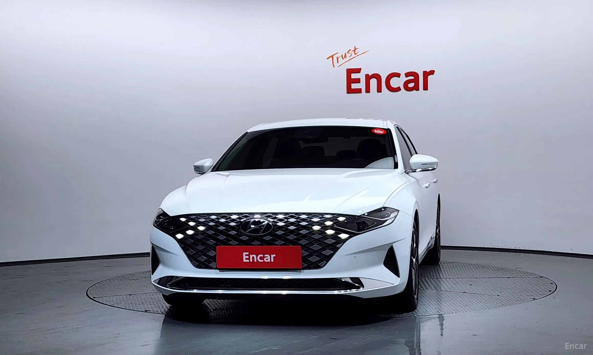 Hyundai Grandeur IG превью 3