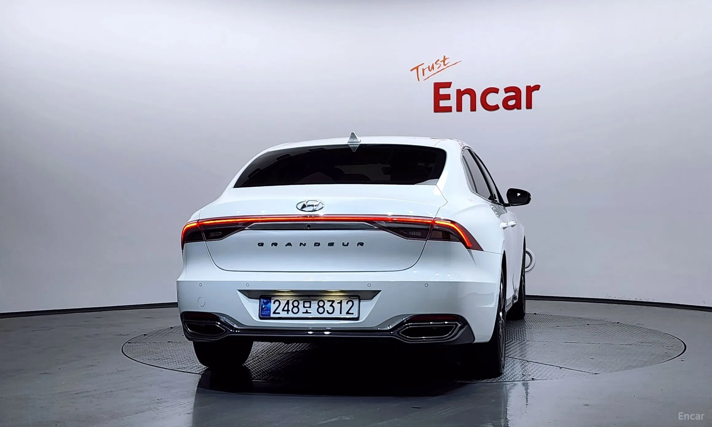 Hyundai Grandeur IG превью 4
