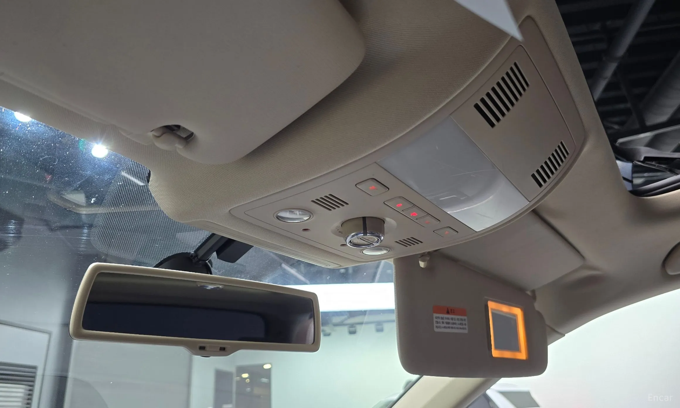 Volkswagen New Touareg превью 17