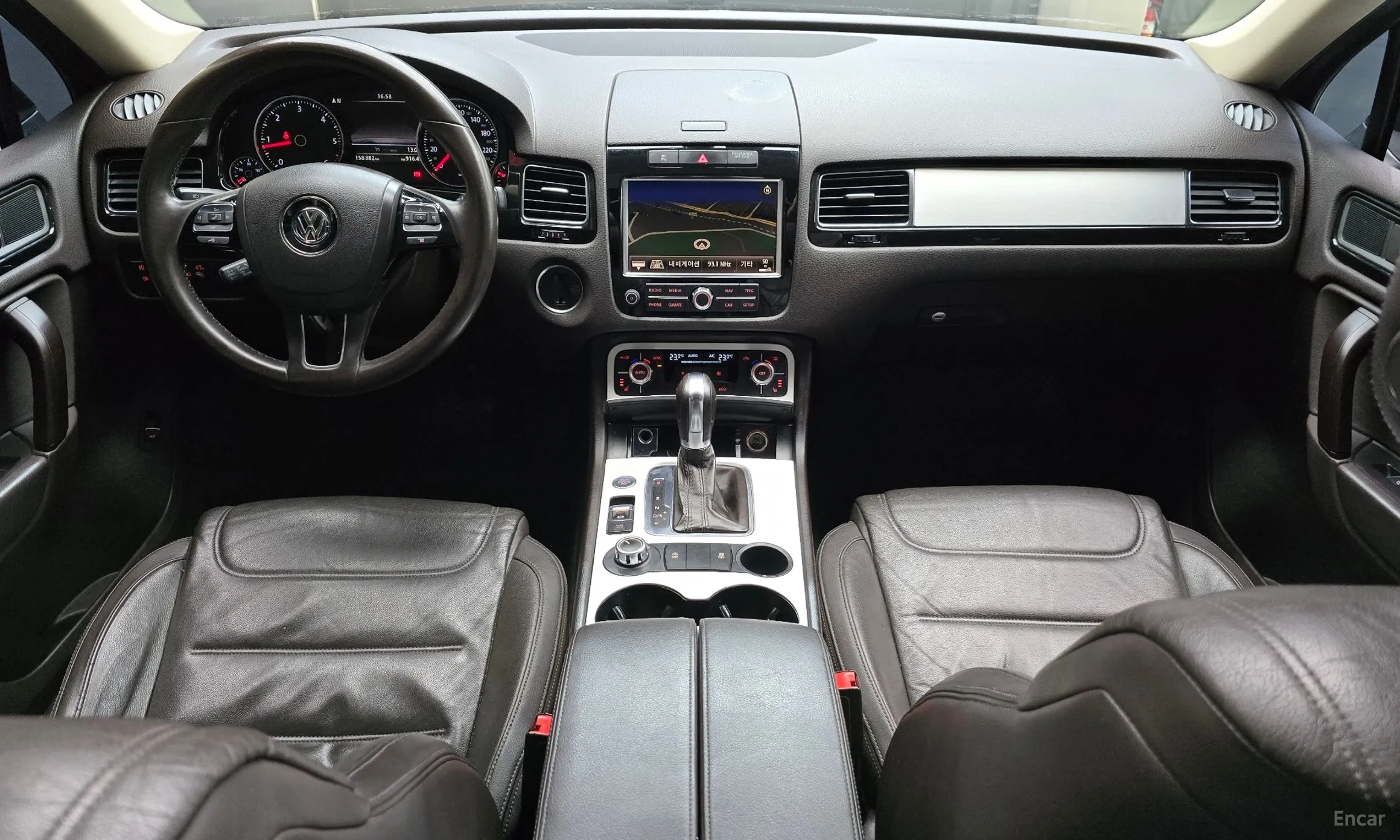 Volkswagen New Touareg превью 7