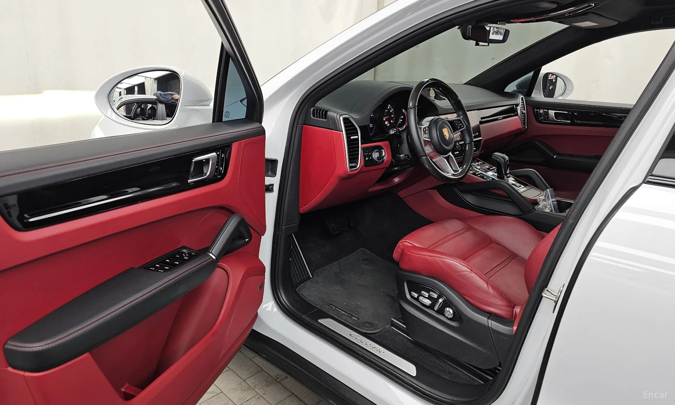 Porsche Cayenne (PO536) превью 10