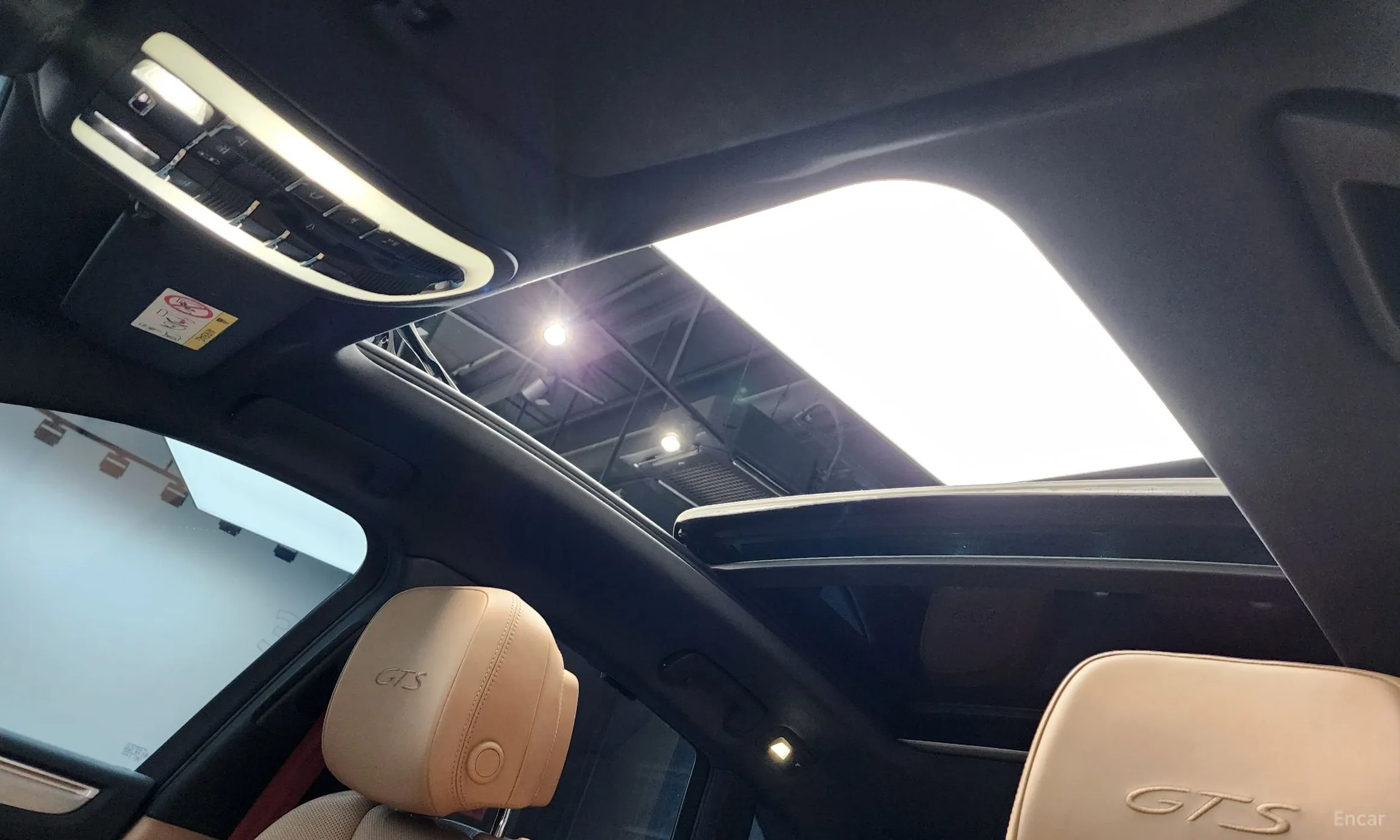 Porsche Macan превью 18
