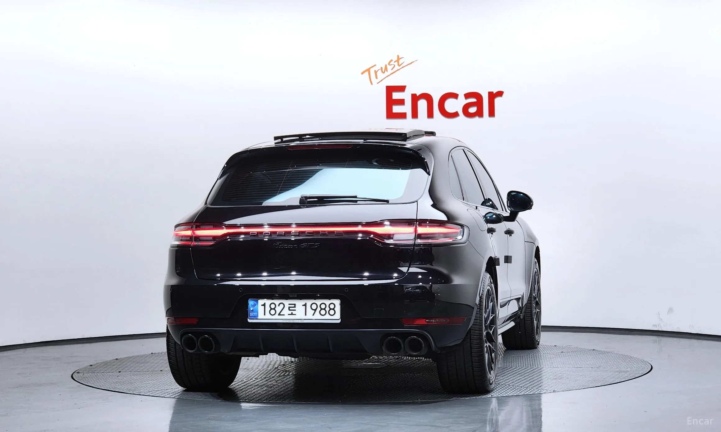 Porsche Macan превью 4