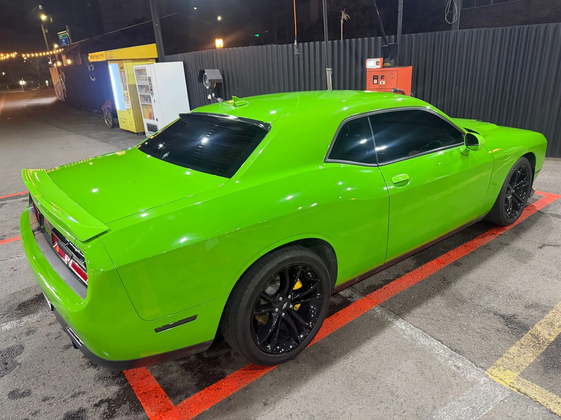 Dodge Challenger
