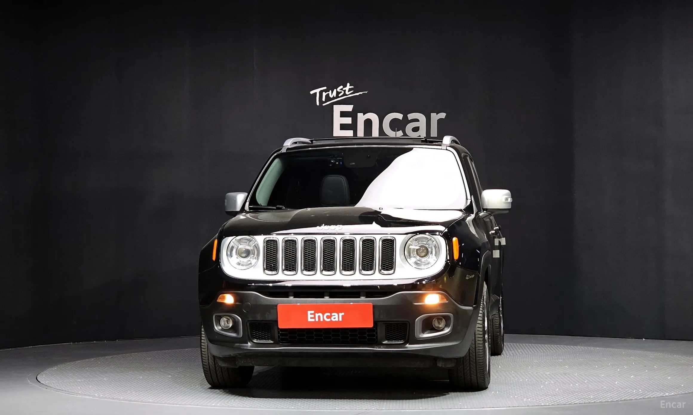Jeep Renegade превью 3
