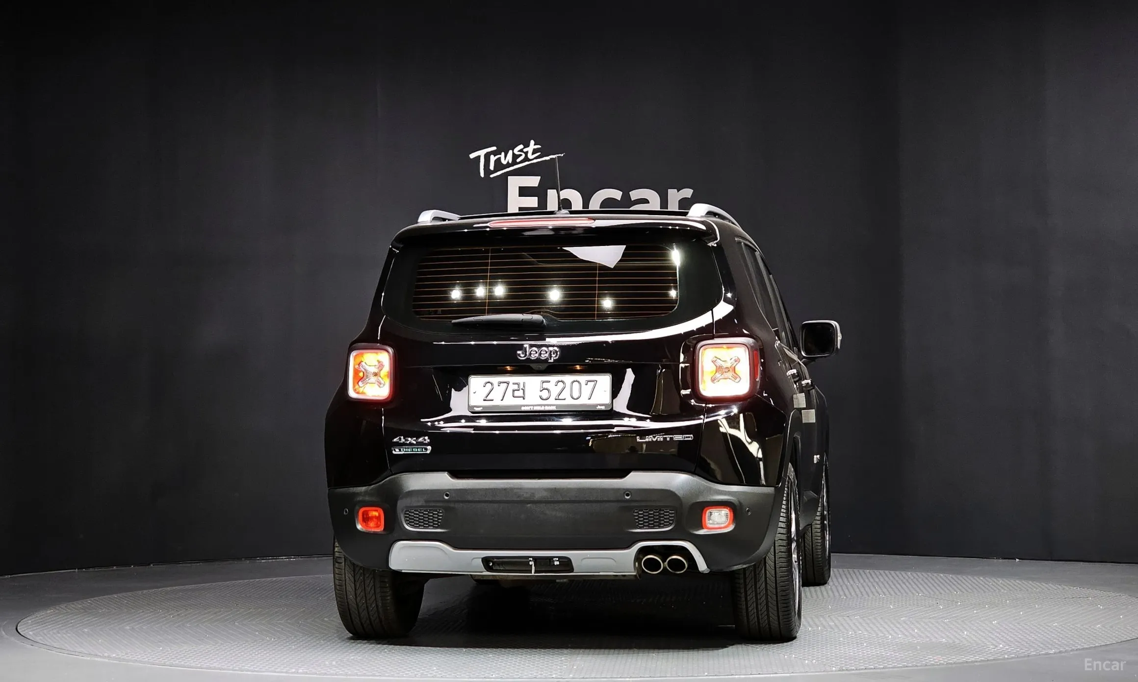Jeep Renegade превью 4