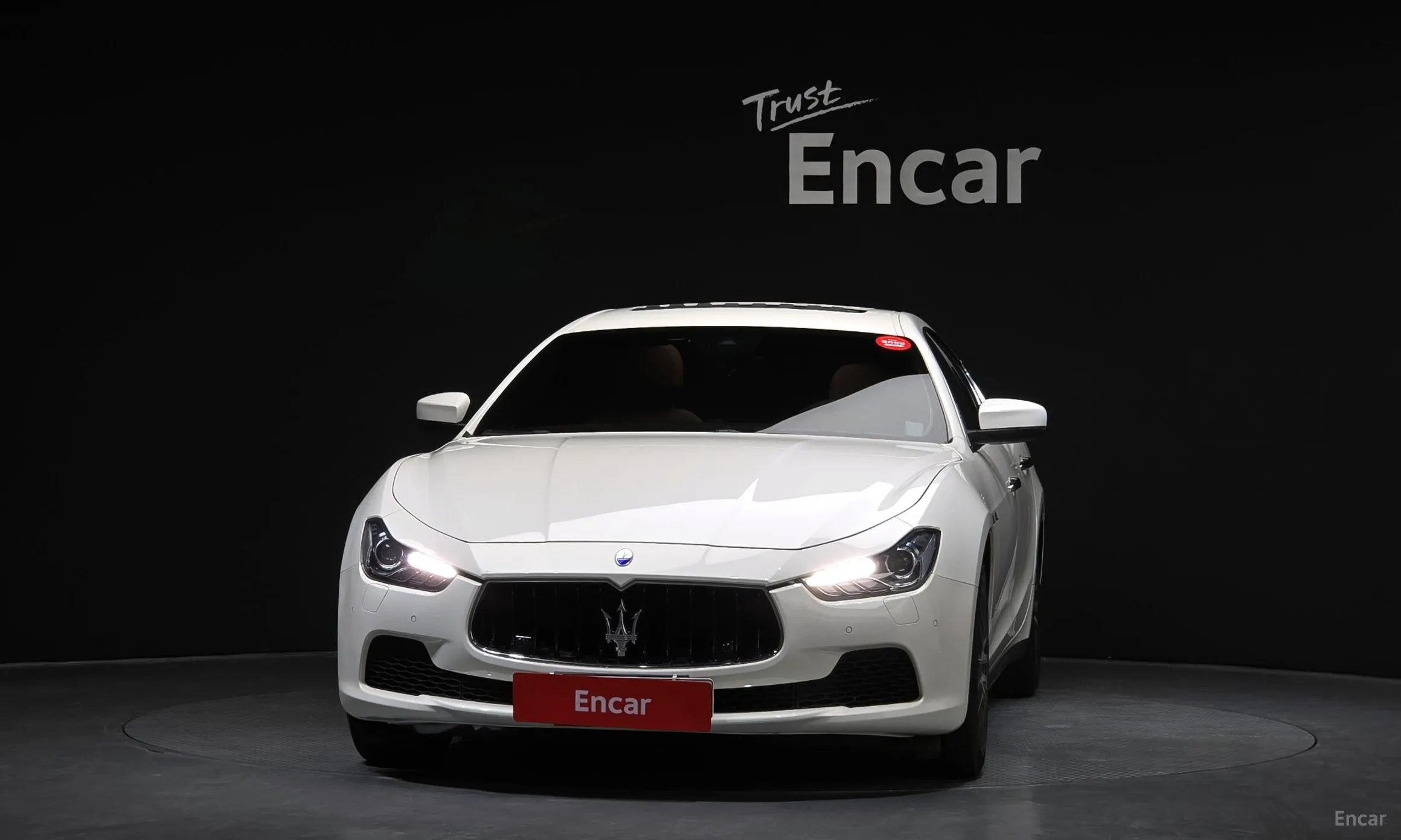 Maserati Ghibli превью 3