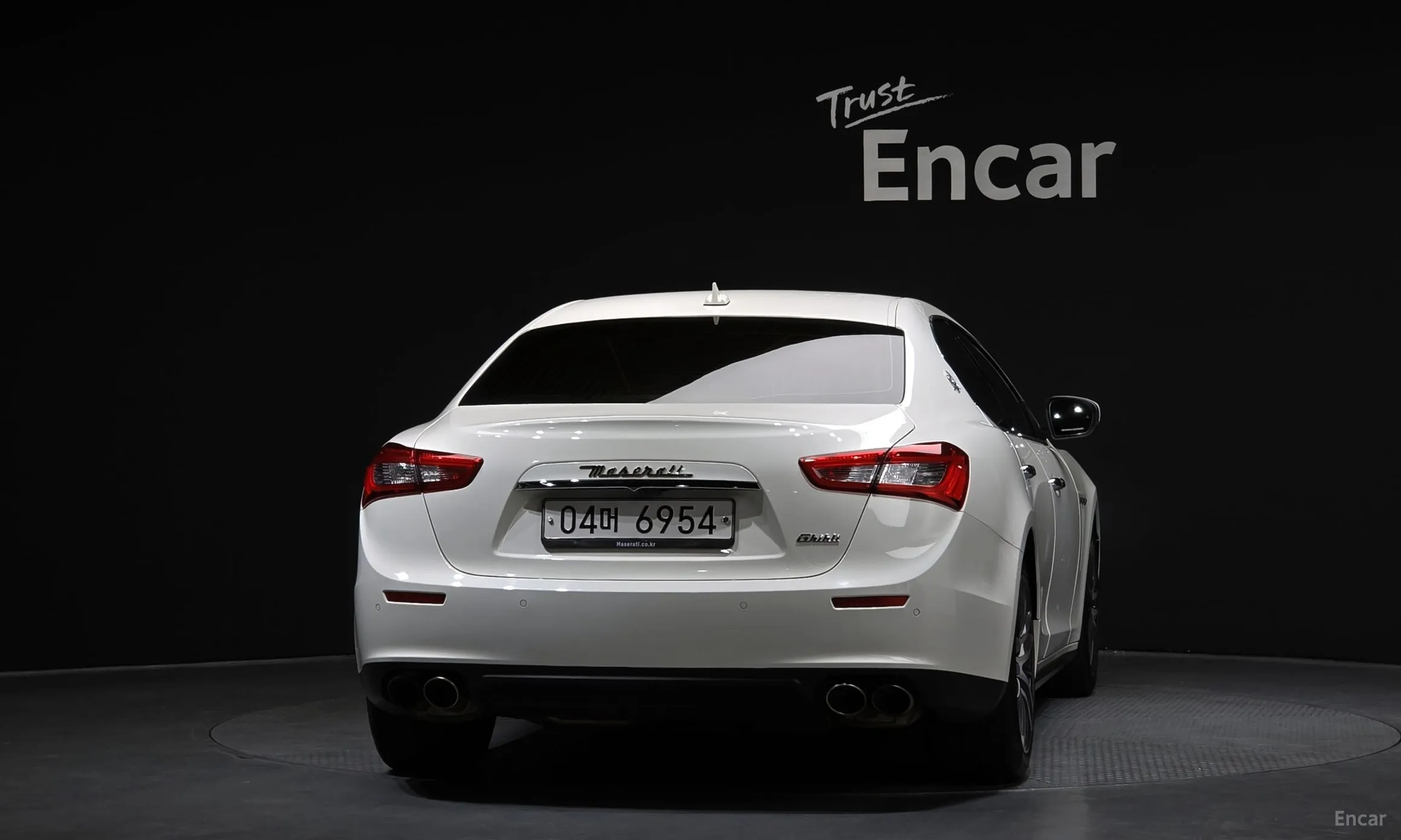 Maserati Ghibli превью 4