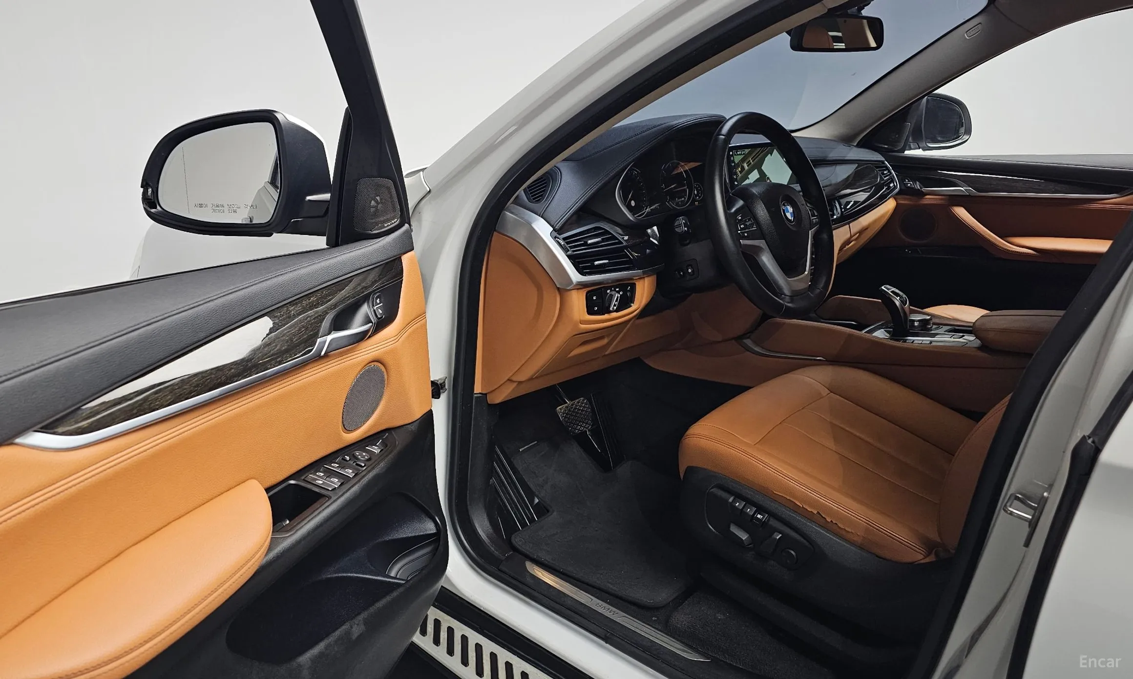 BMW X6 (F16) превью 11