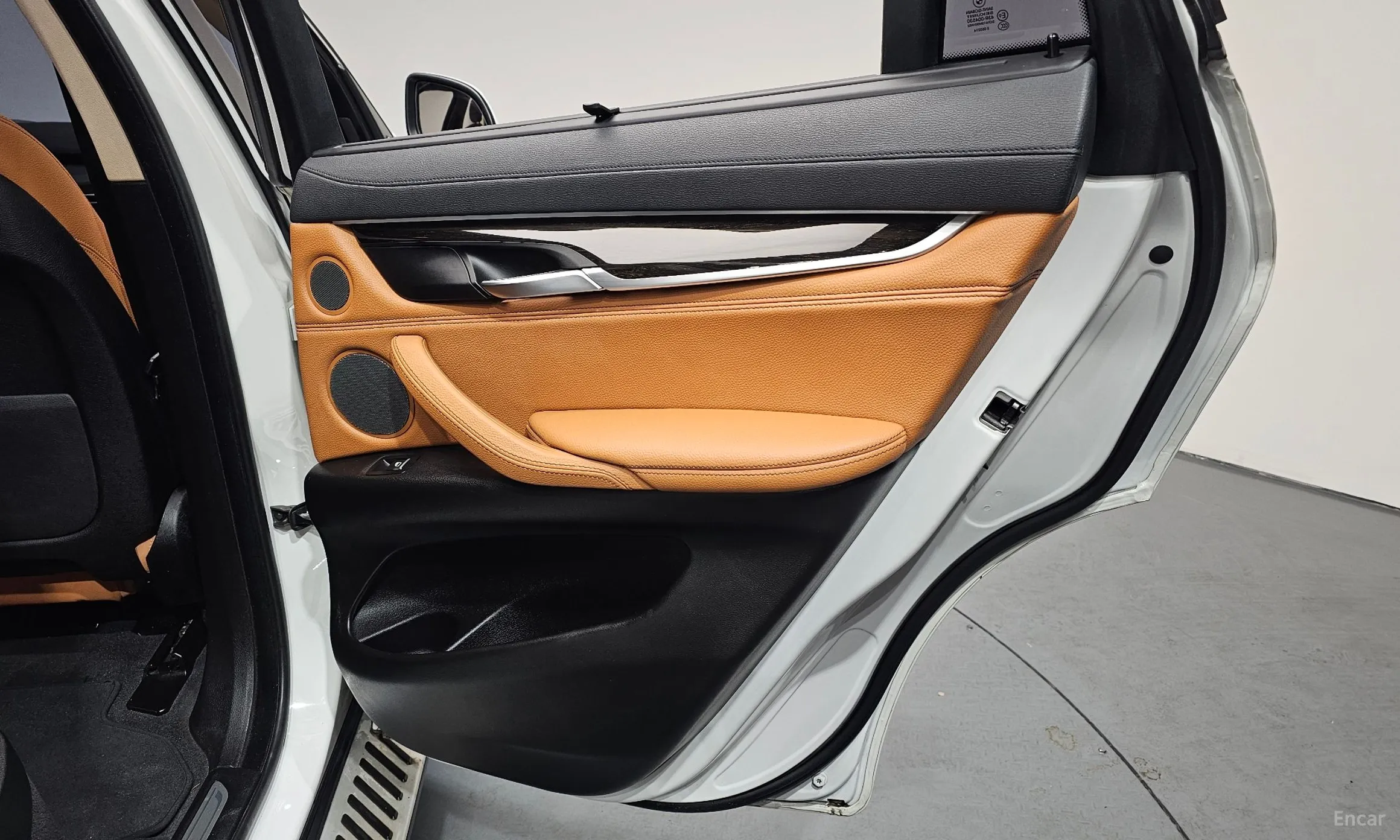 BMW X6 (F16) превью 19