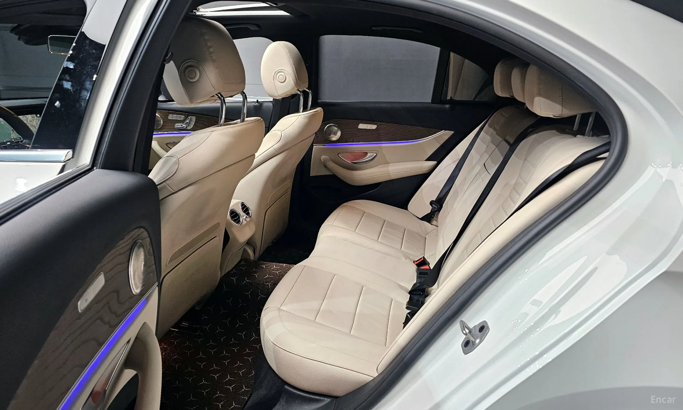Mercedes Benz E-Class W213 превью 13
