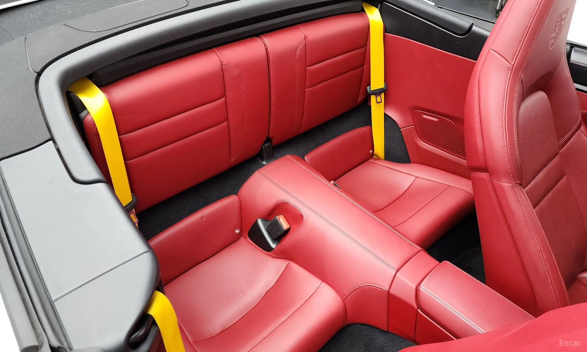Porsche 911 (992) превью 12