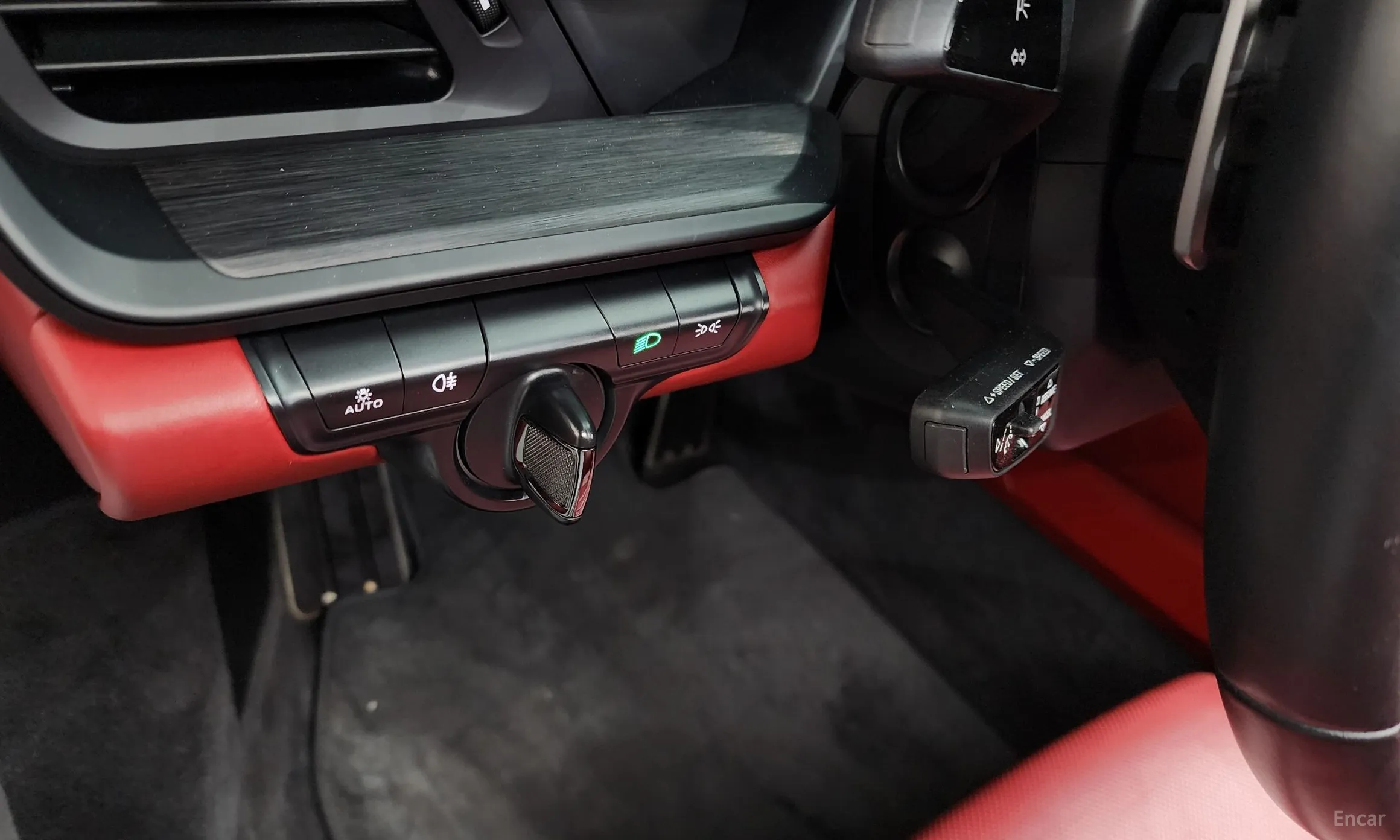 Porsche 911 (992) превью 17