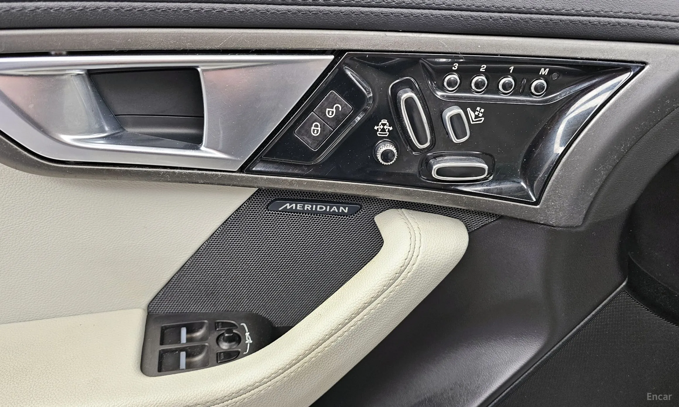 Jaguar F-TYPE превью 17