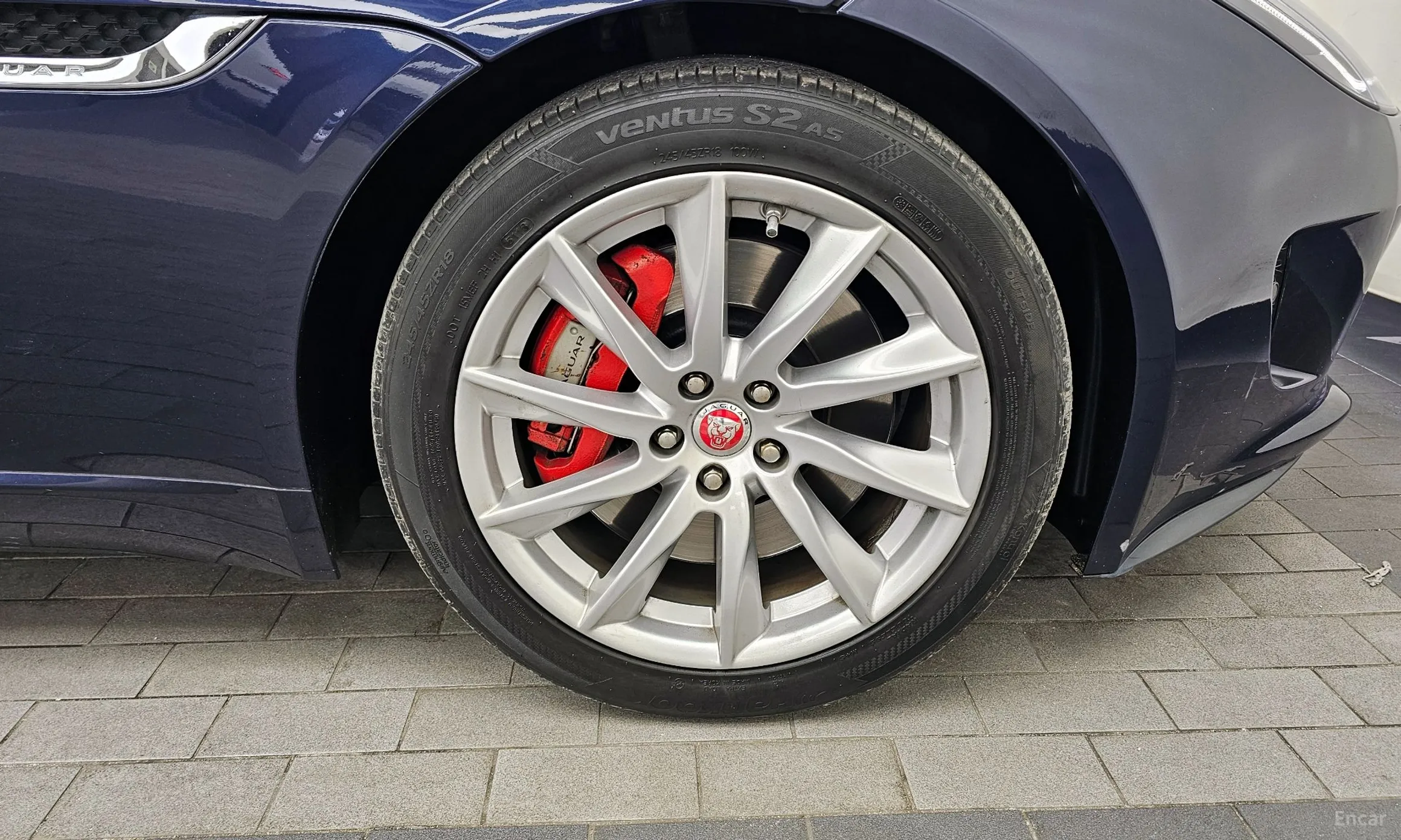 Jaguar F-TYPE превью 5