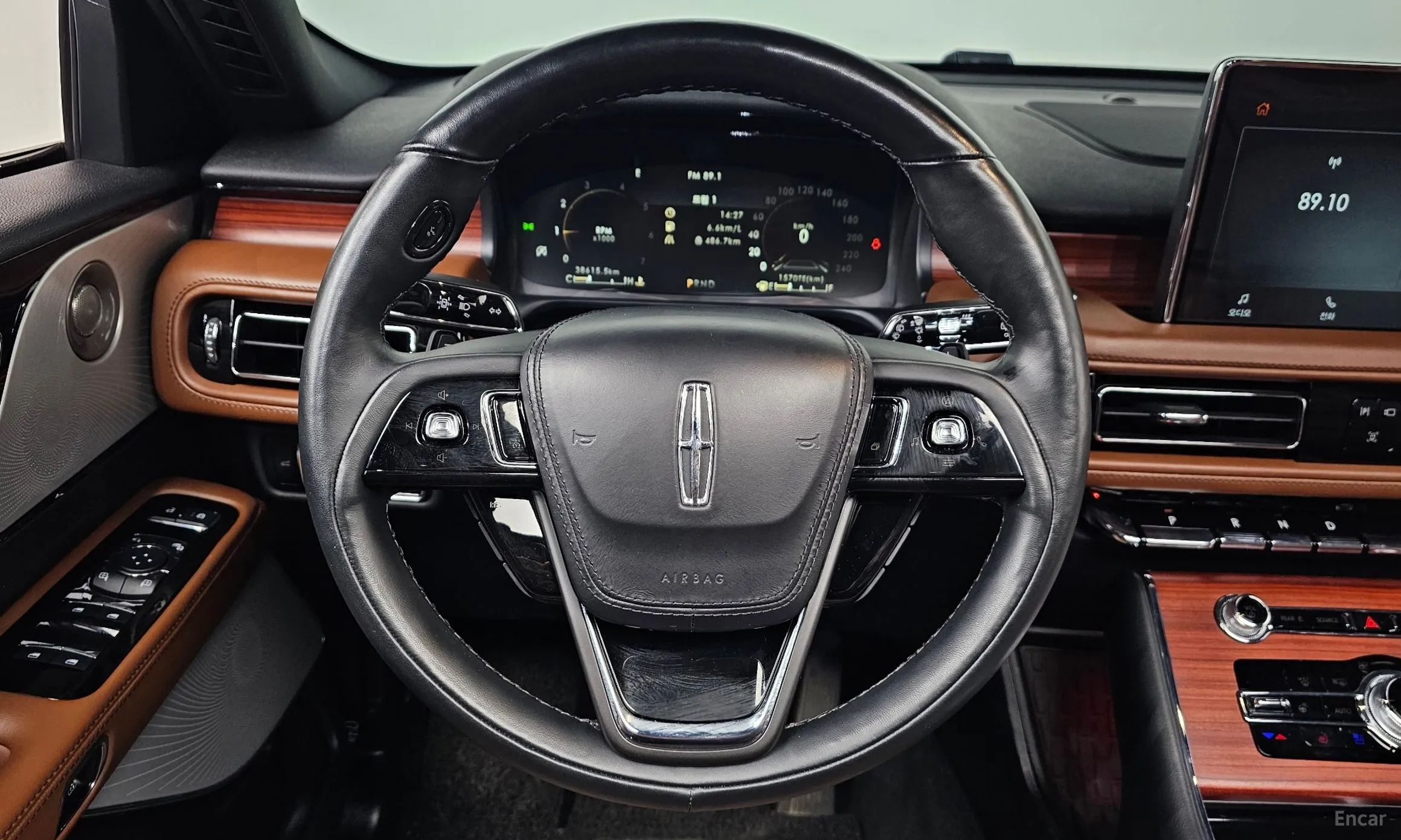 Lincoln Aviator 2nd Generation превью 13
