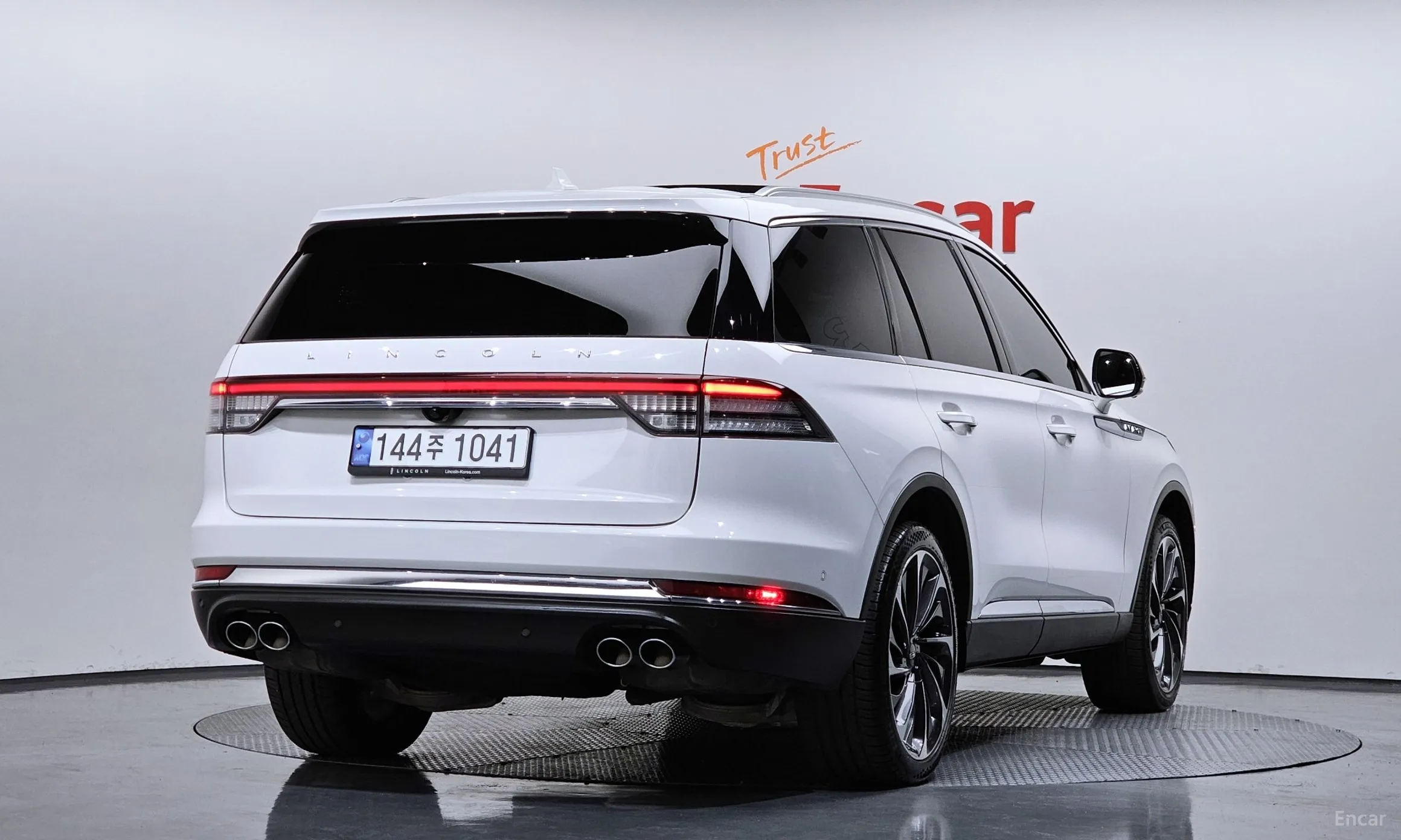 Lincoln Aviator 2nd Generation превью 2