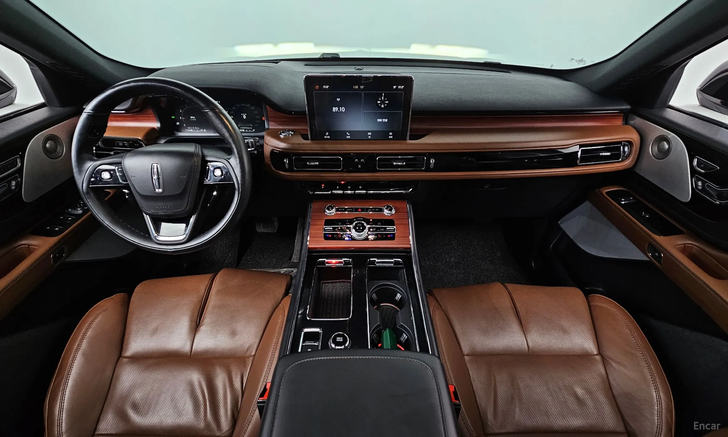 Lincoln Aviator 2nd Generation превью 7