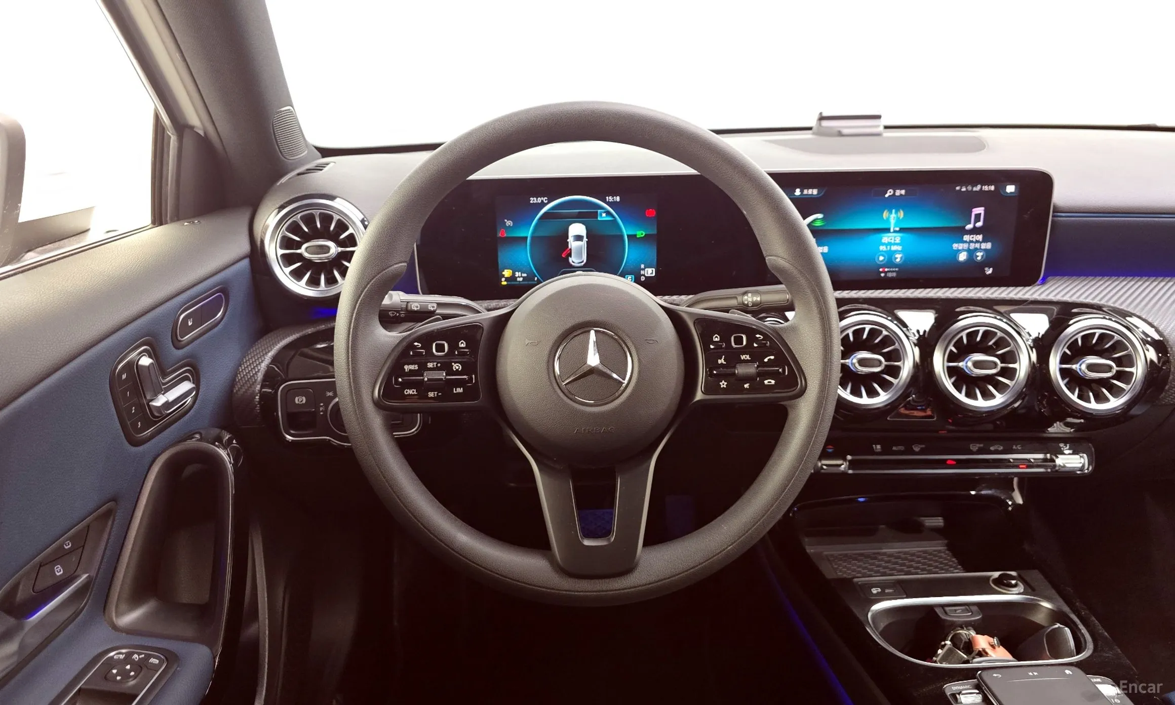 Mercedes Benz A-Class W177 превью 13