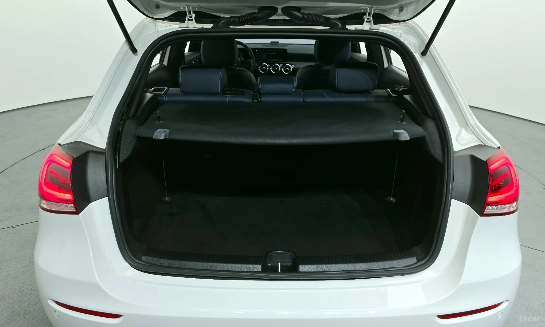 Mercedes Benz A-Class W177 превью 20