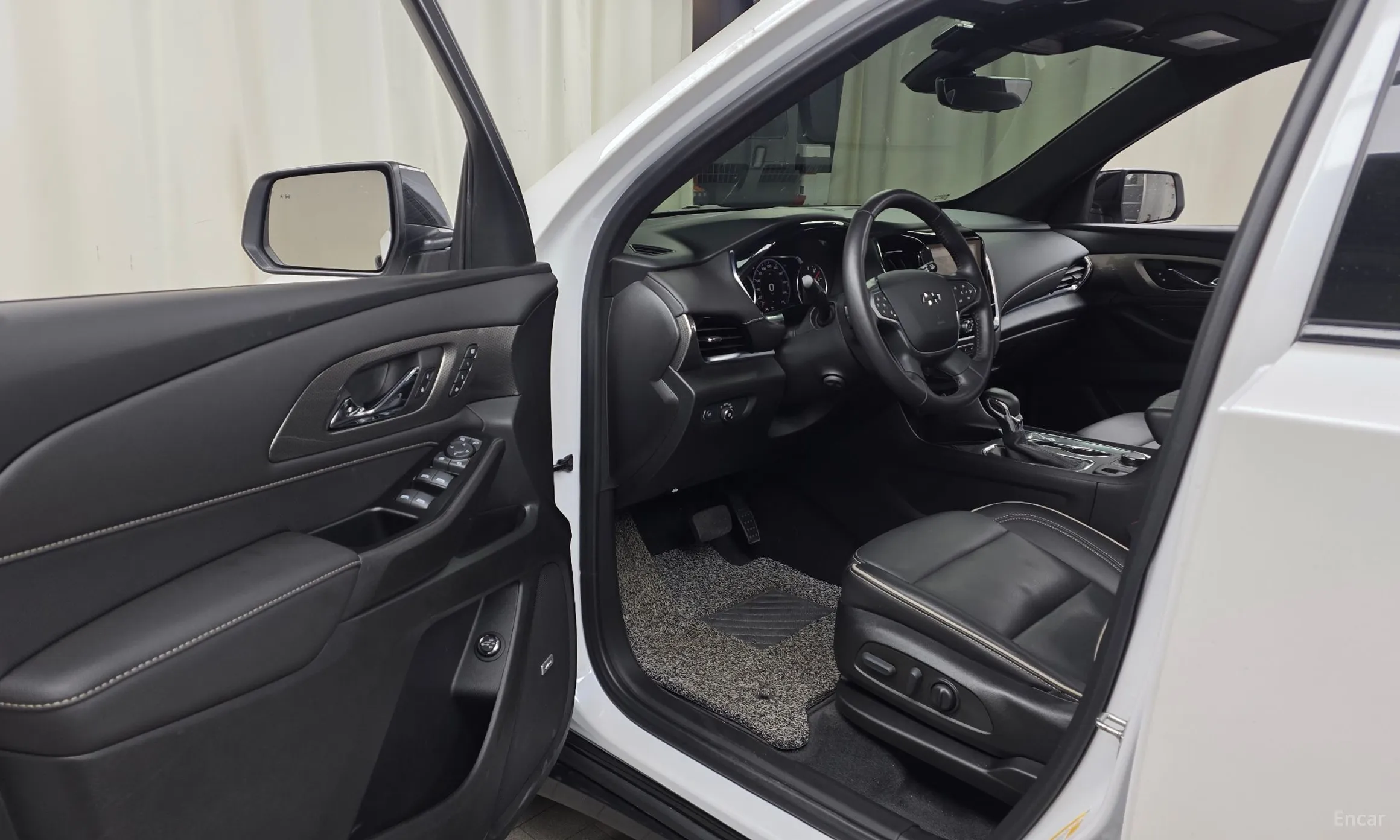 Chevrolet (GM Daewoo) Traverse превью 10