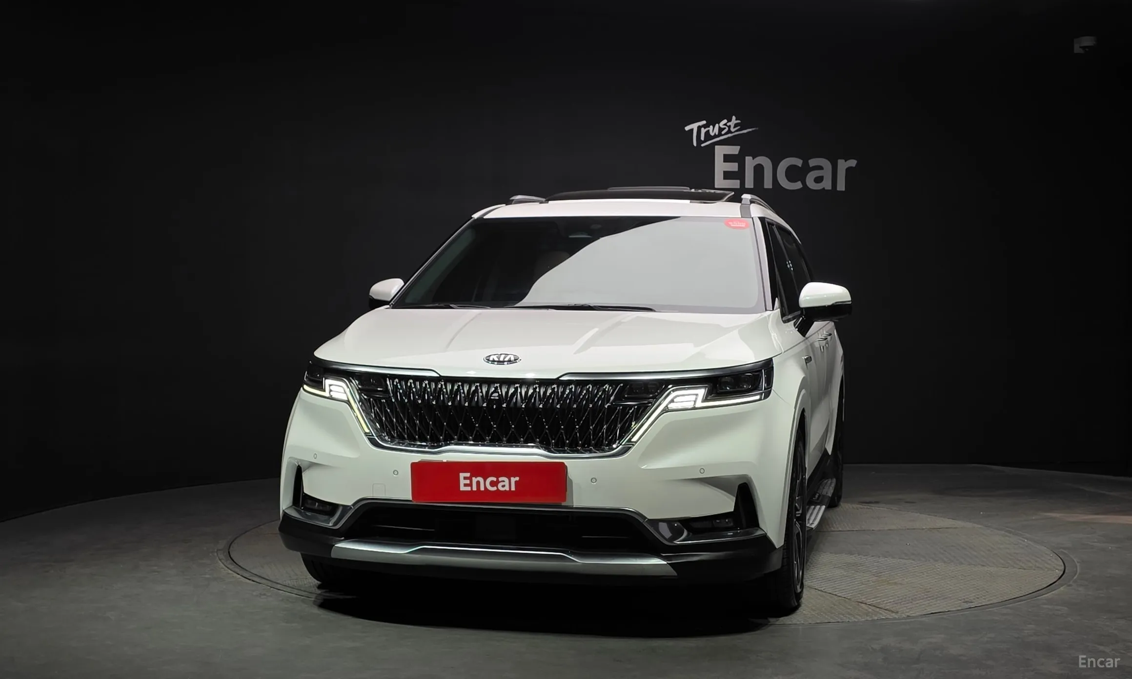 Kia Carnival Gen 4 превью 3