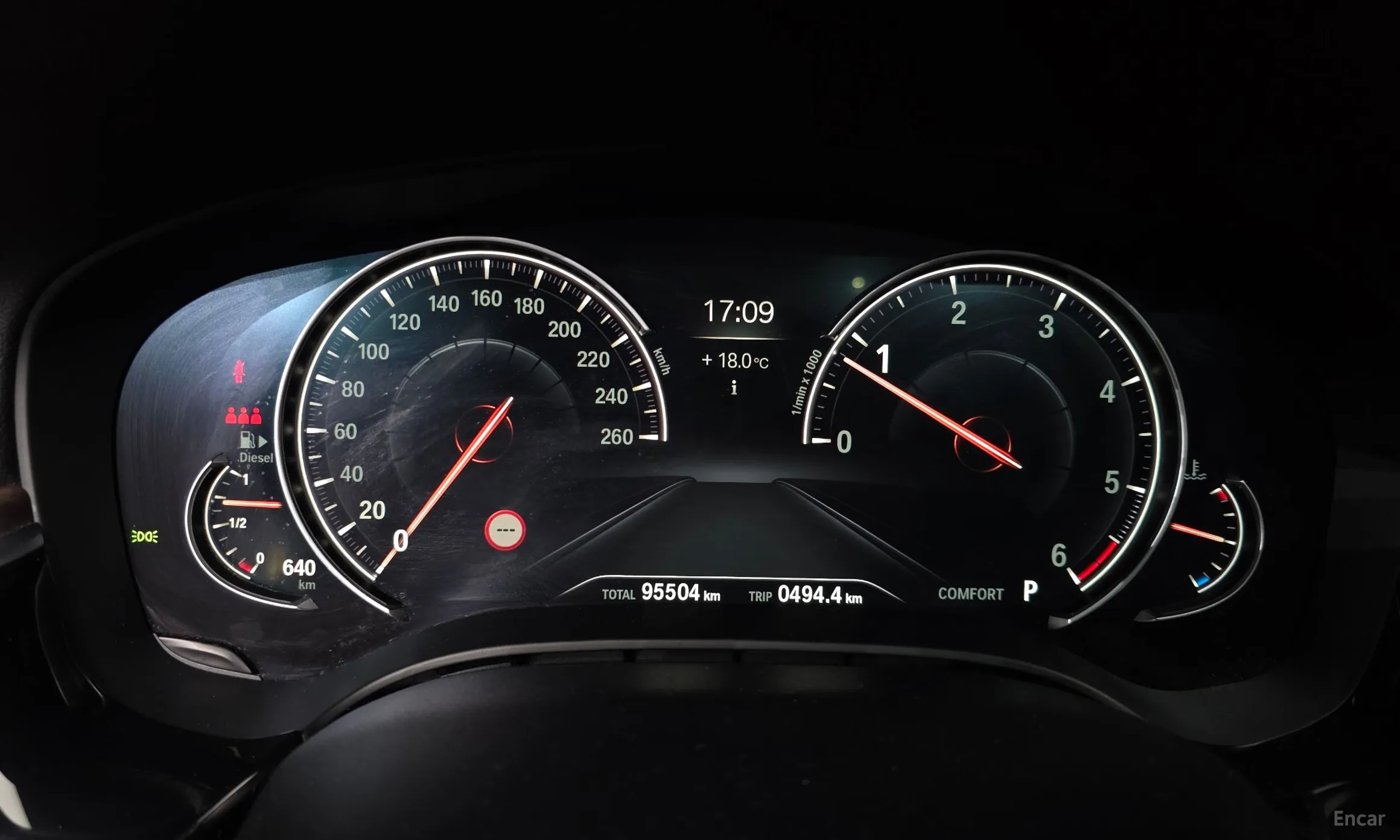 BMW 5 Series (G30) превью 8