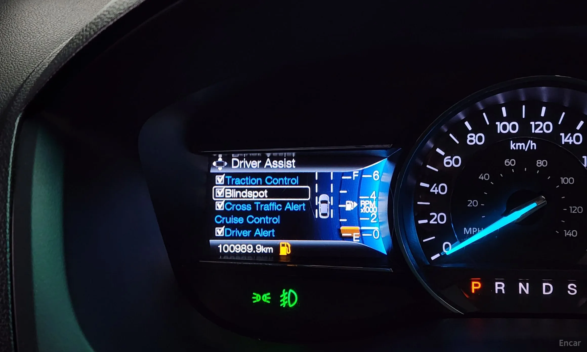 Ford Explorer превью 14