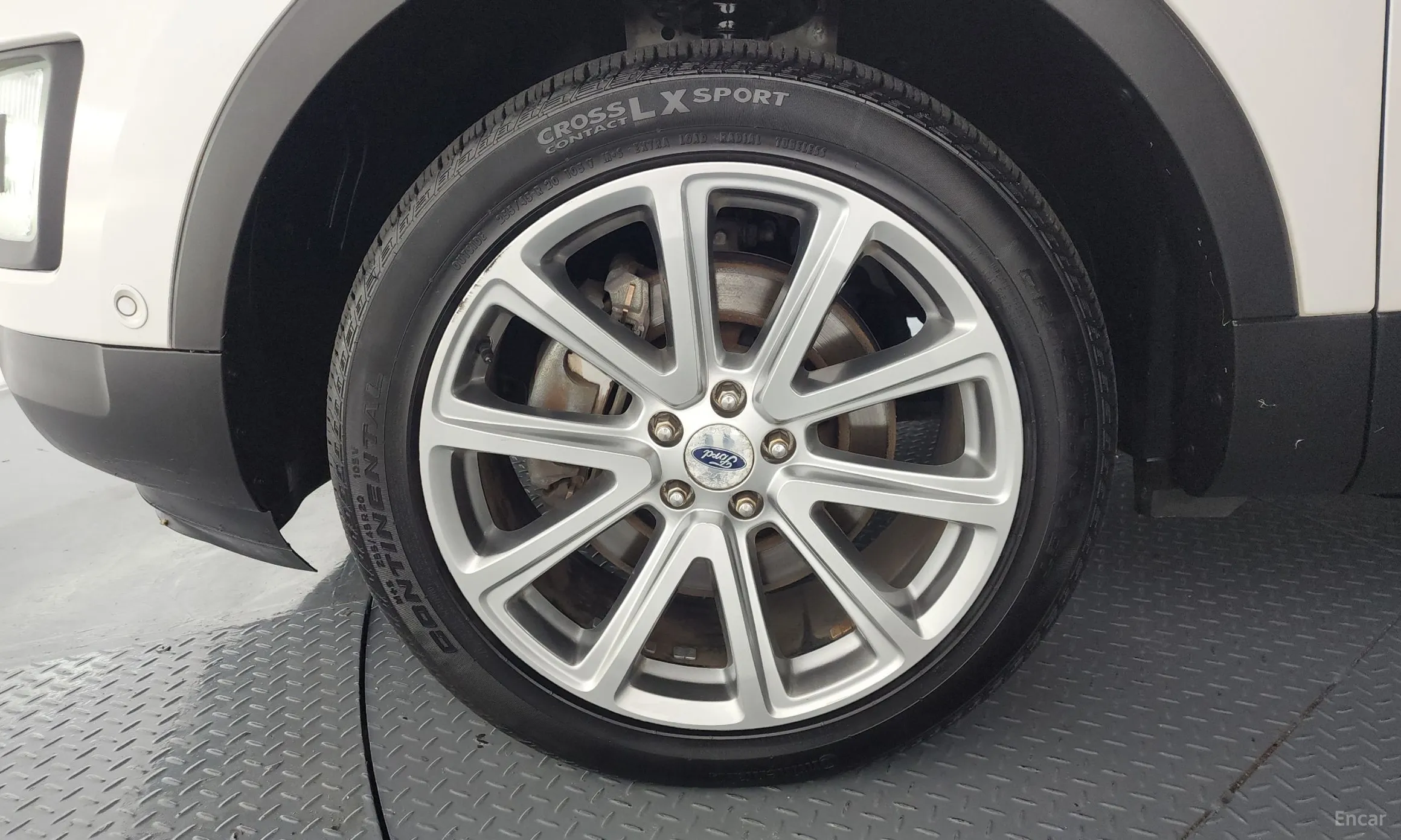 Ford Explorer превью 5