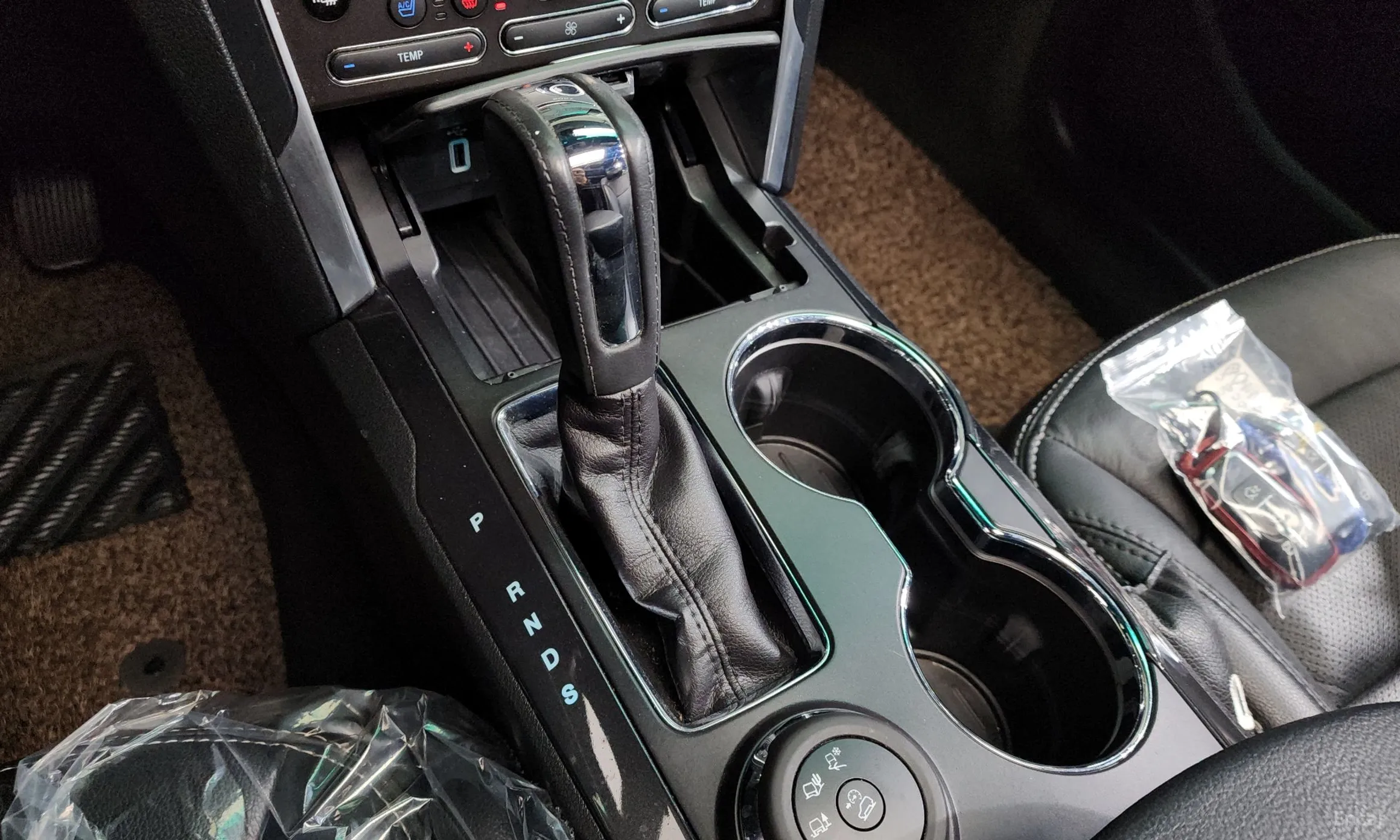 Ford Explorer превью 9