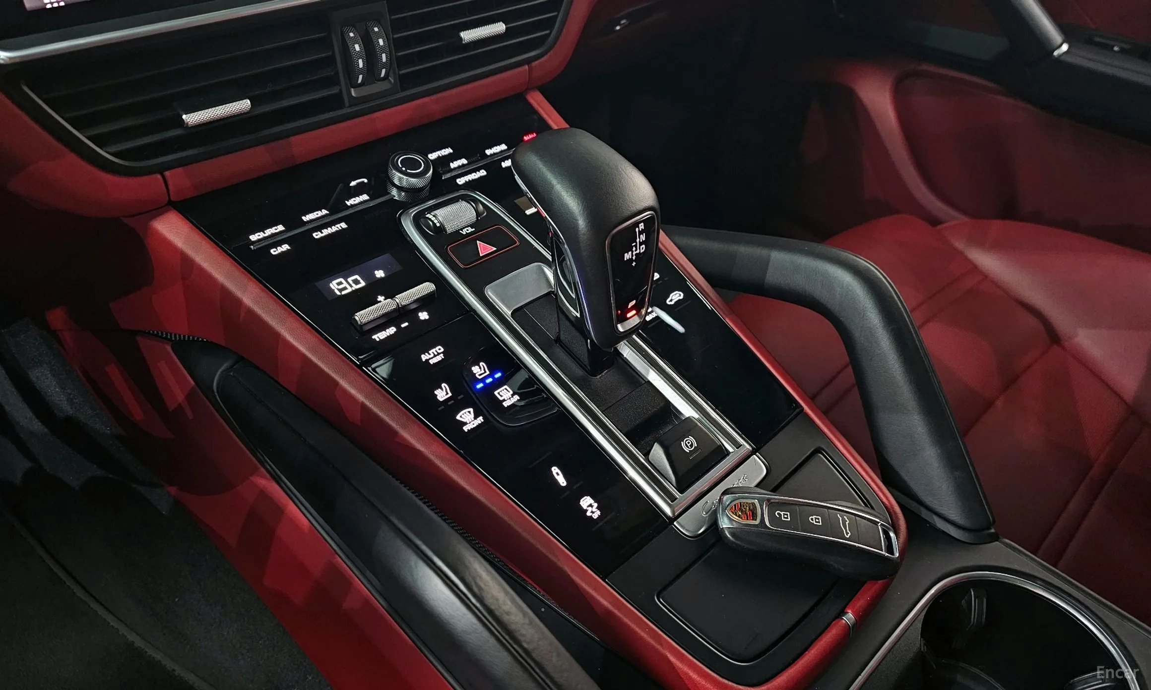 Porsche Cayenne (PO536) превью 9