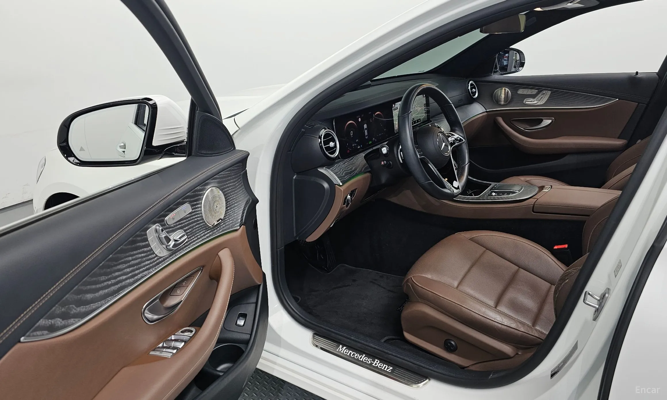 Mercedes Benz E-Class W213 превью 10