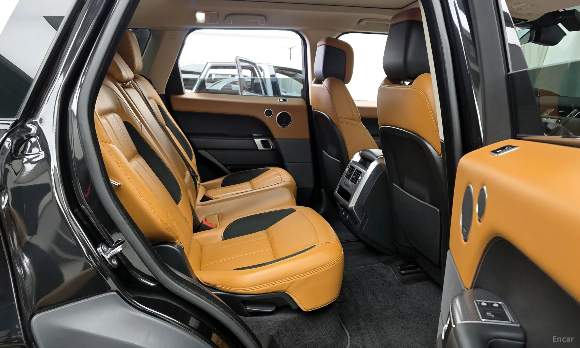 Land Rover Range Rover Sport 2nd Generation превью 12