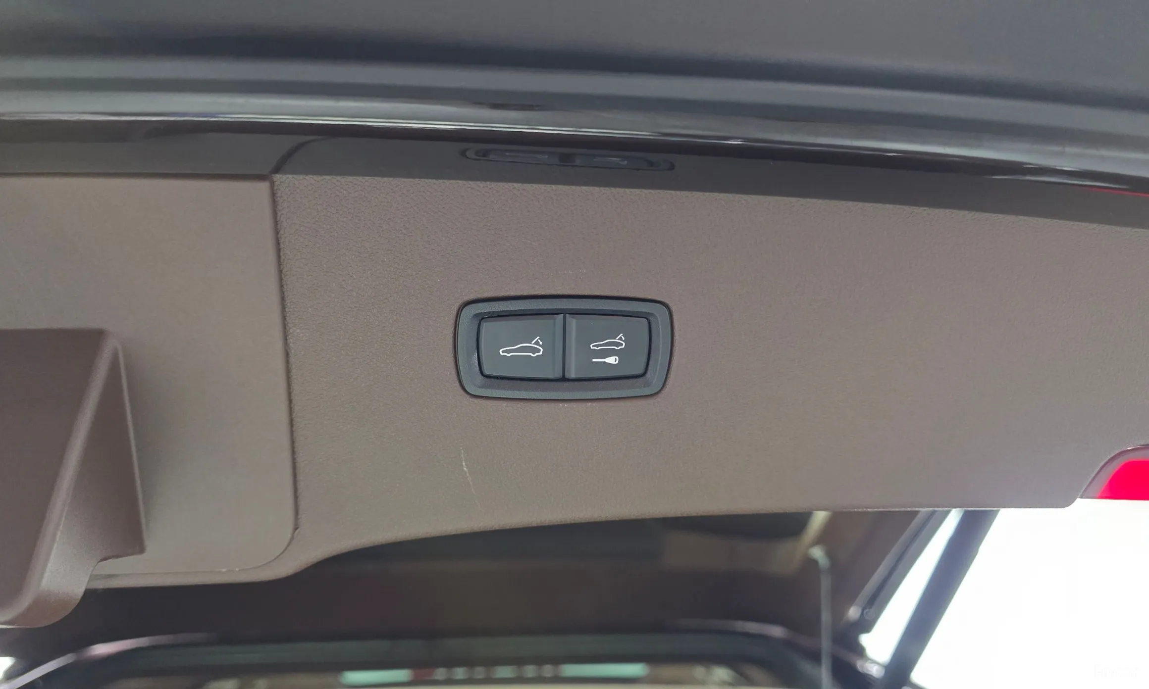 Porsche Cayenne (PO536) превью 20