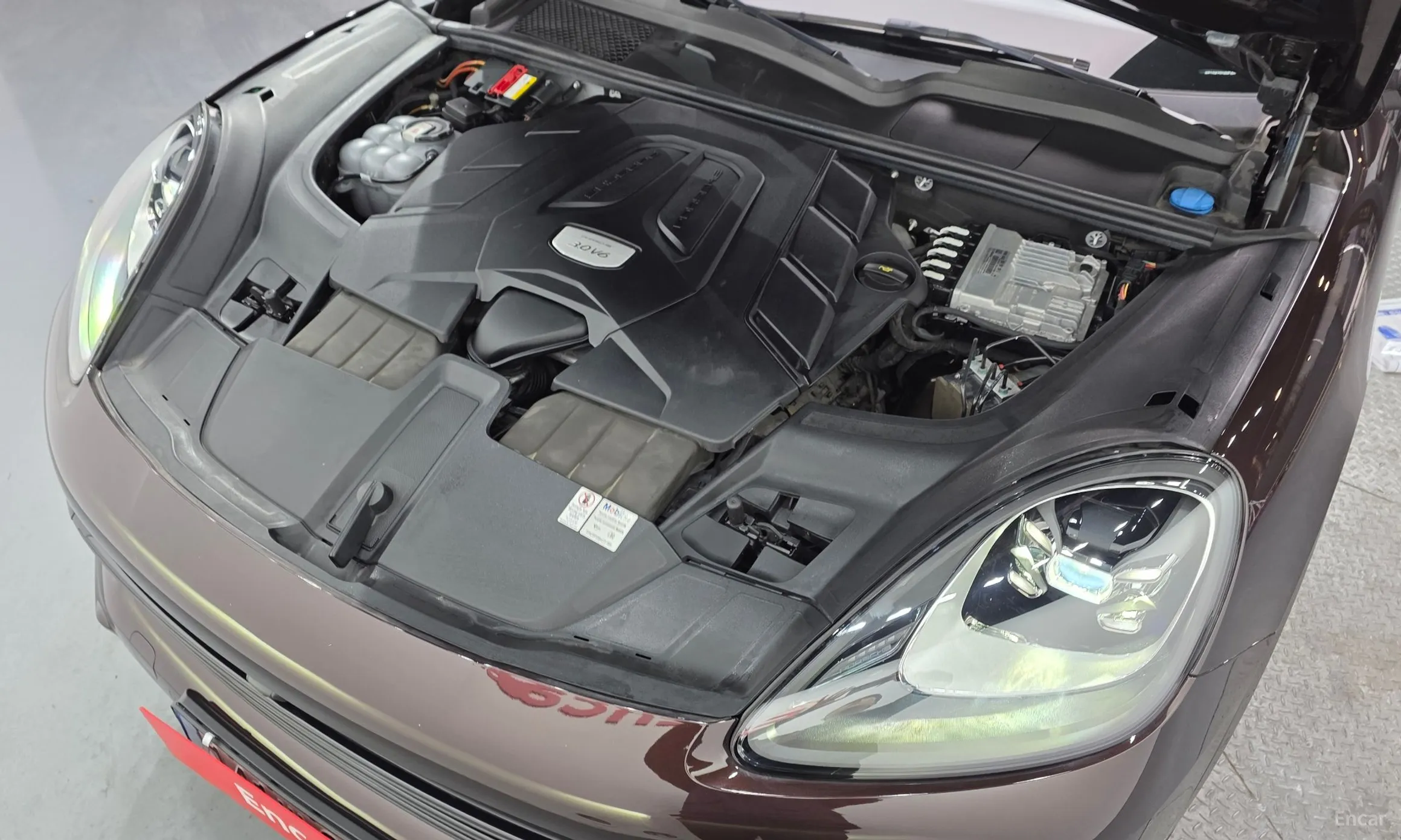 Porsche Cayenne (PO536) превью 6