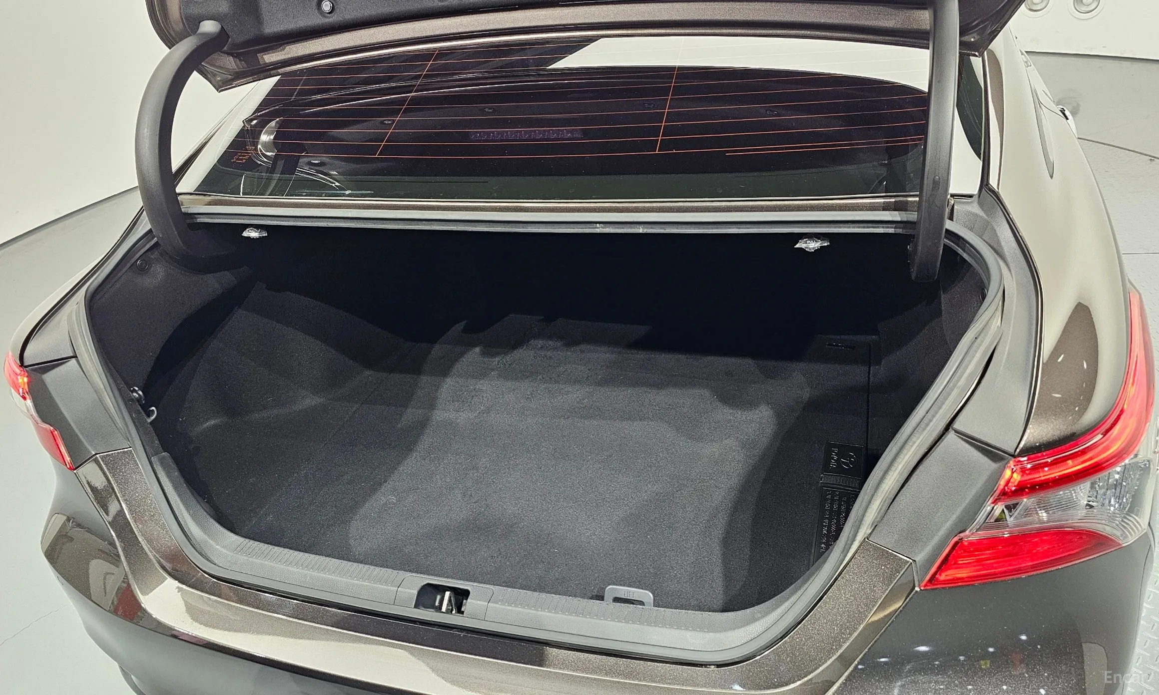 Toyota Camry (XV70) превью 20