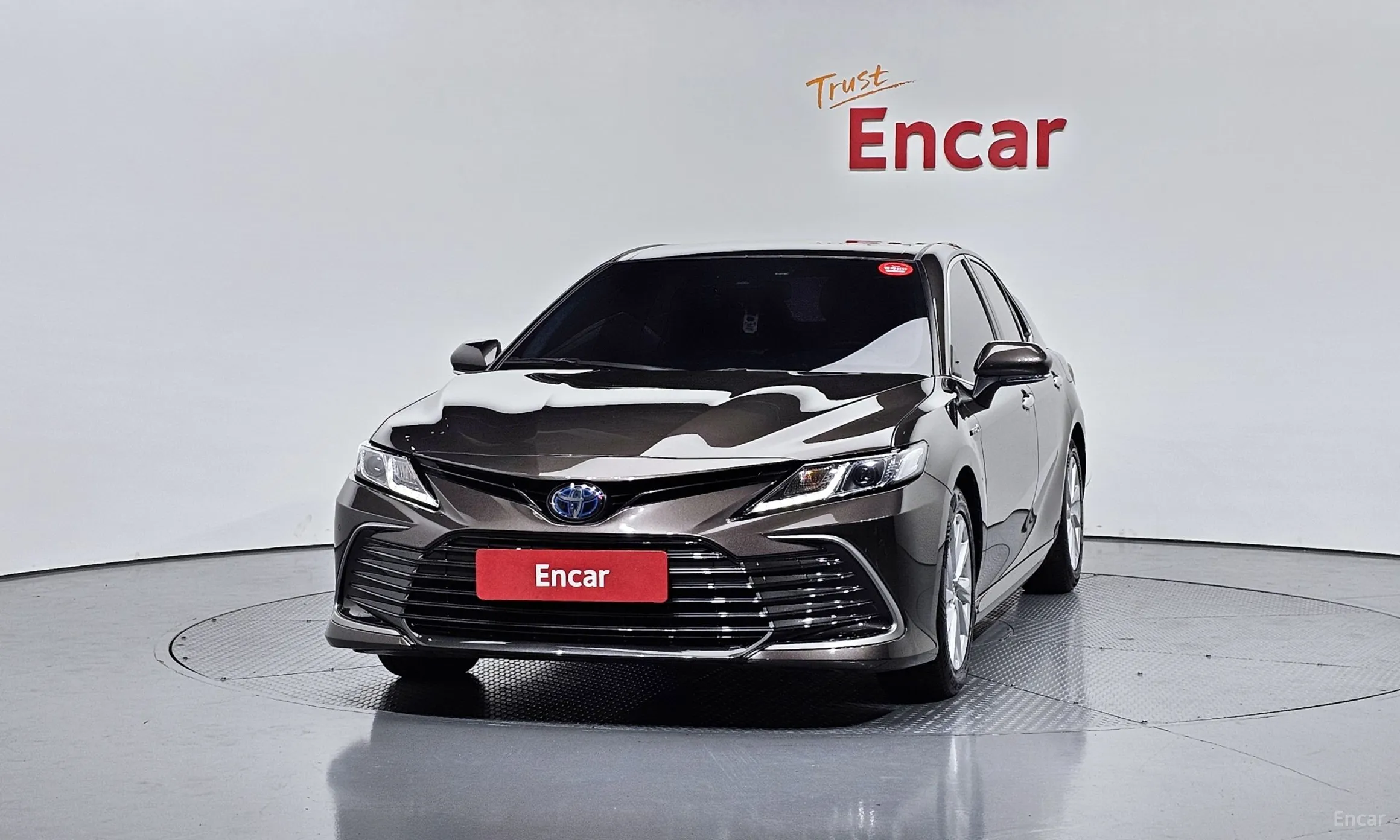 Toyota Camry (XV70) превью 3