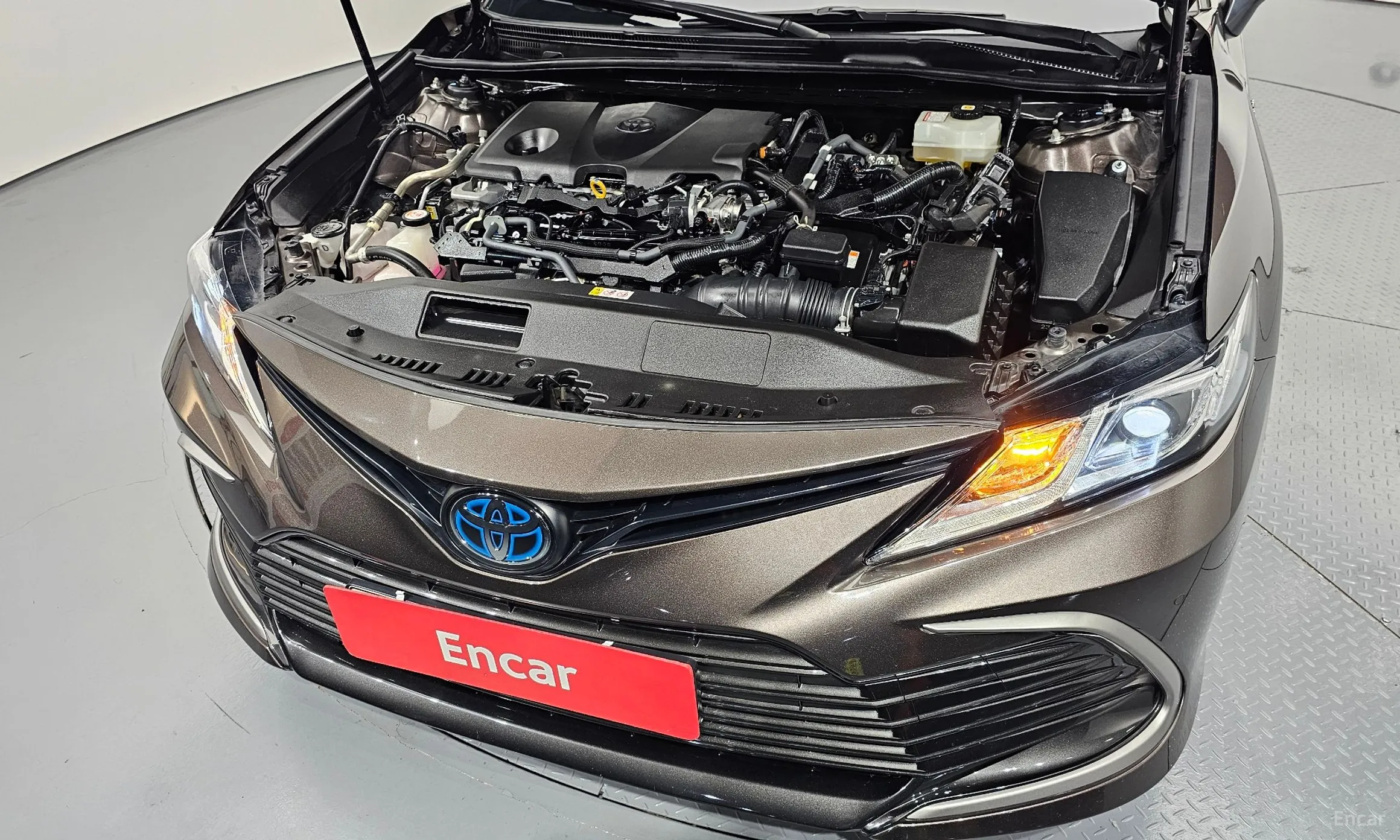 Toyota Camry (XV70) превью 6
