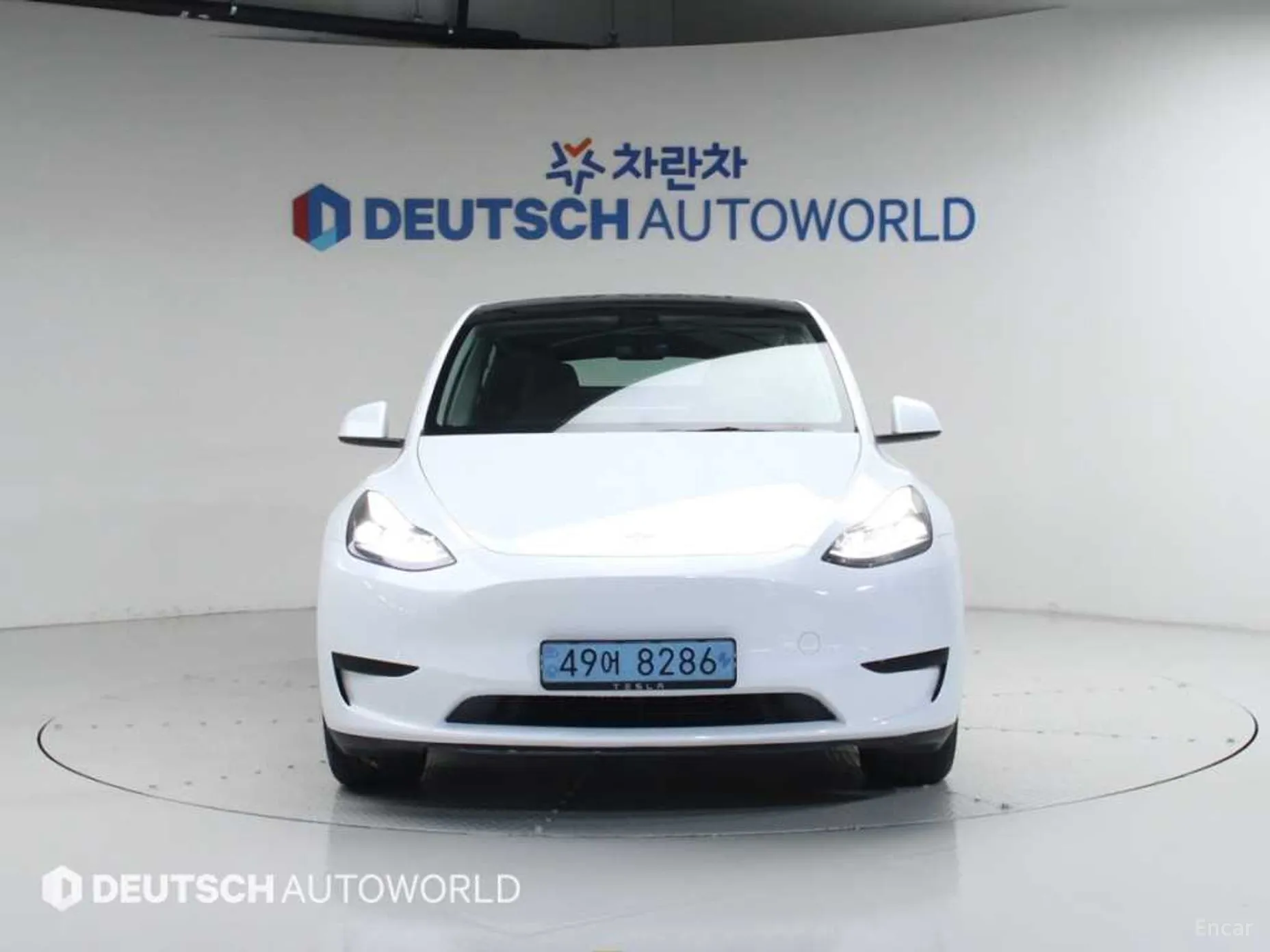 Tesla Model Y превью 3