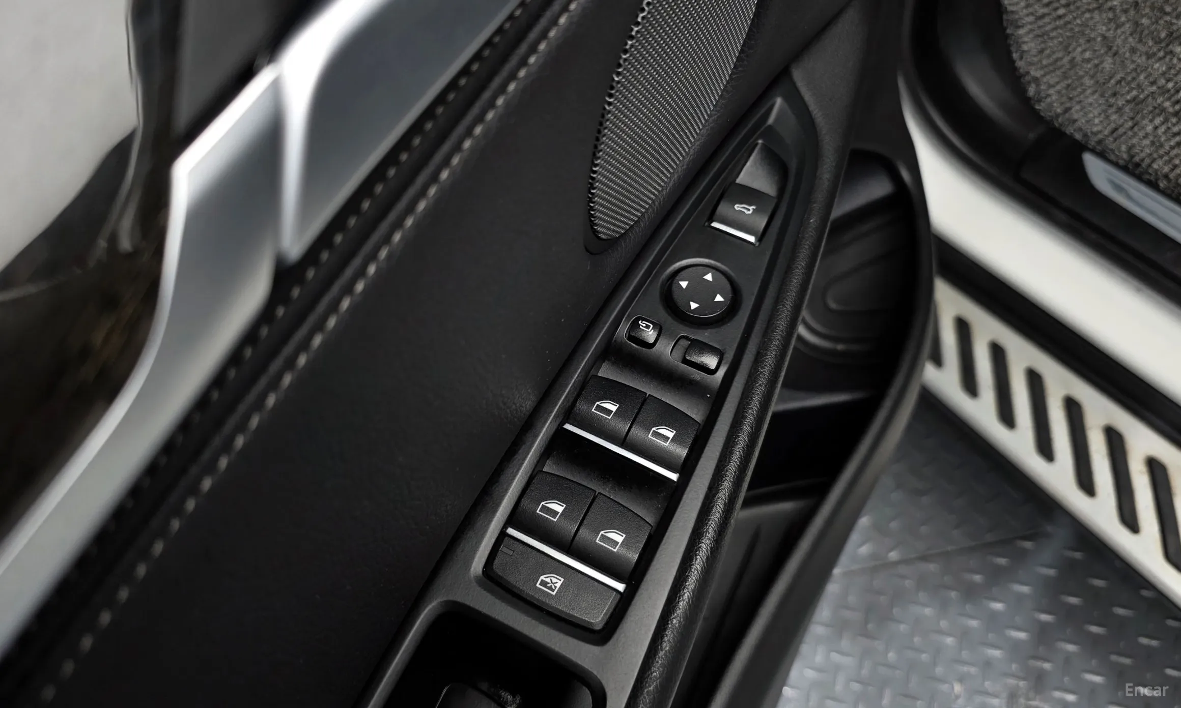 BMW X6 (F16) превью 18