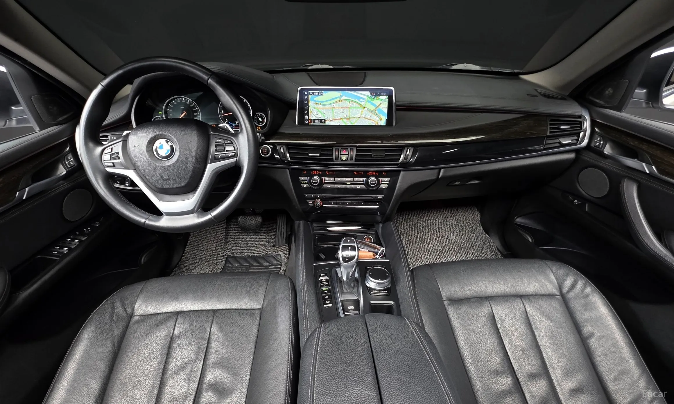 BMW X6 (F16) превью 7